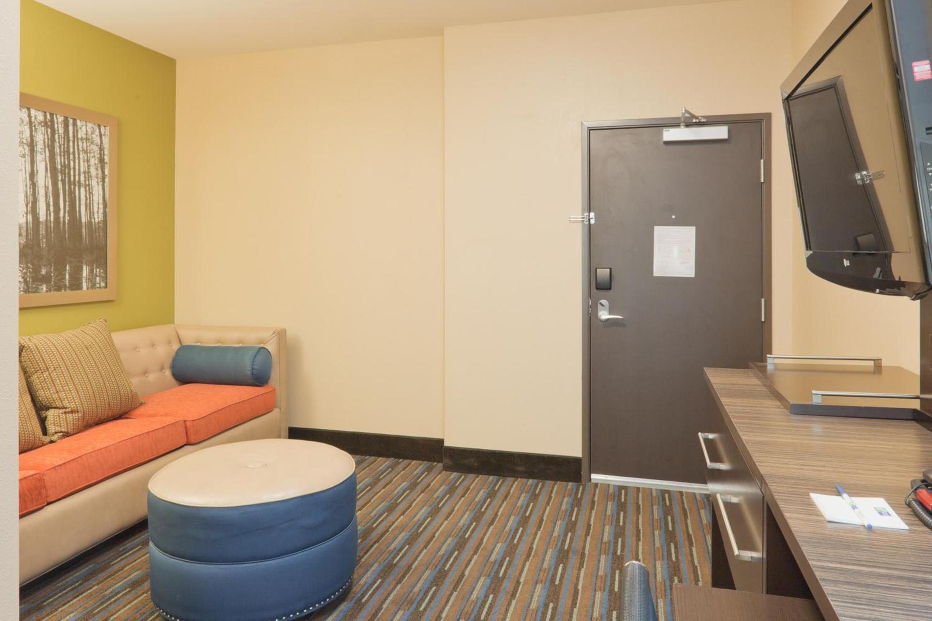 Holiday Inn Express Fulton by IHG photo 9