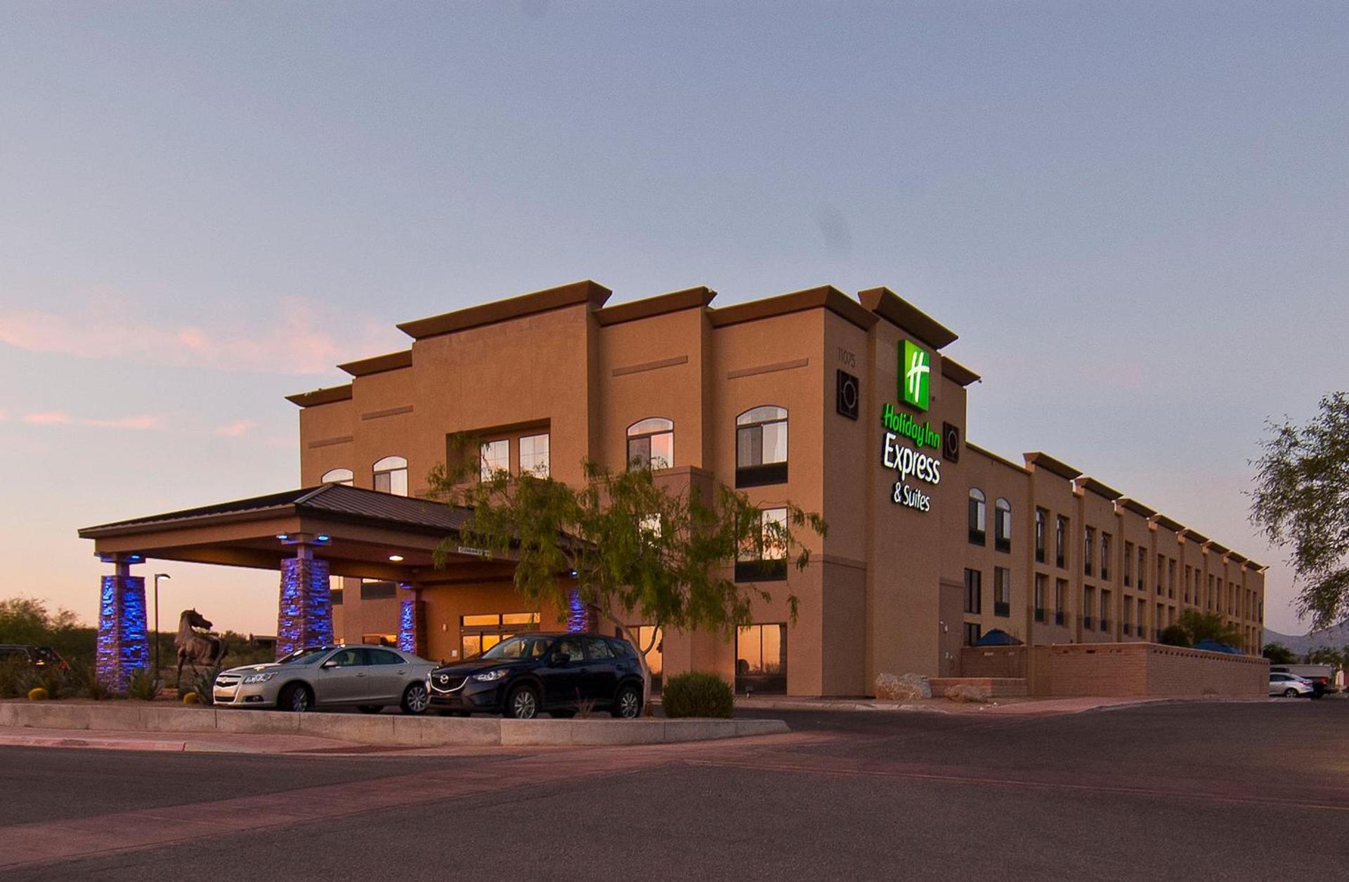 Holiday Inn Express & Suites Oro Valley-Tucson North by IHG photo 1