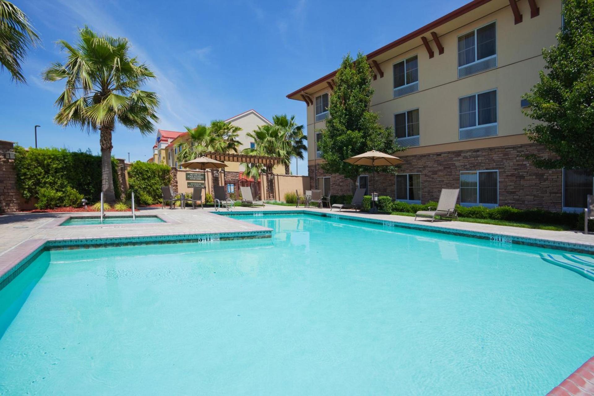 Holiday Inn Express Turlock by IHG photo 8
