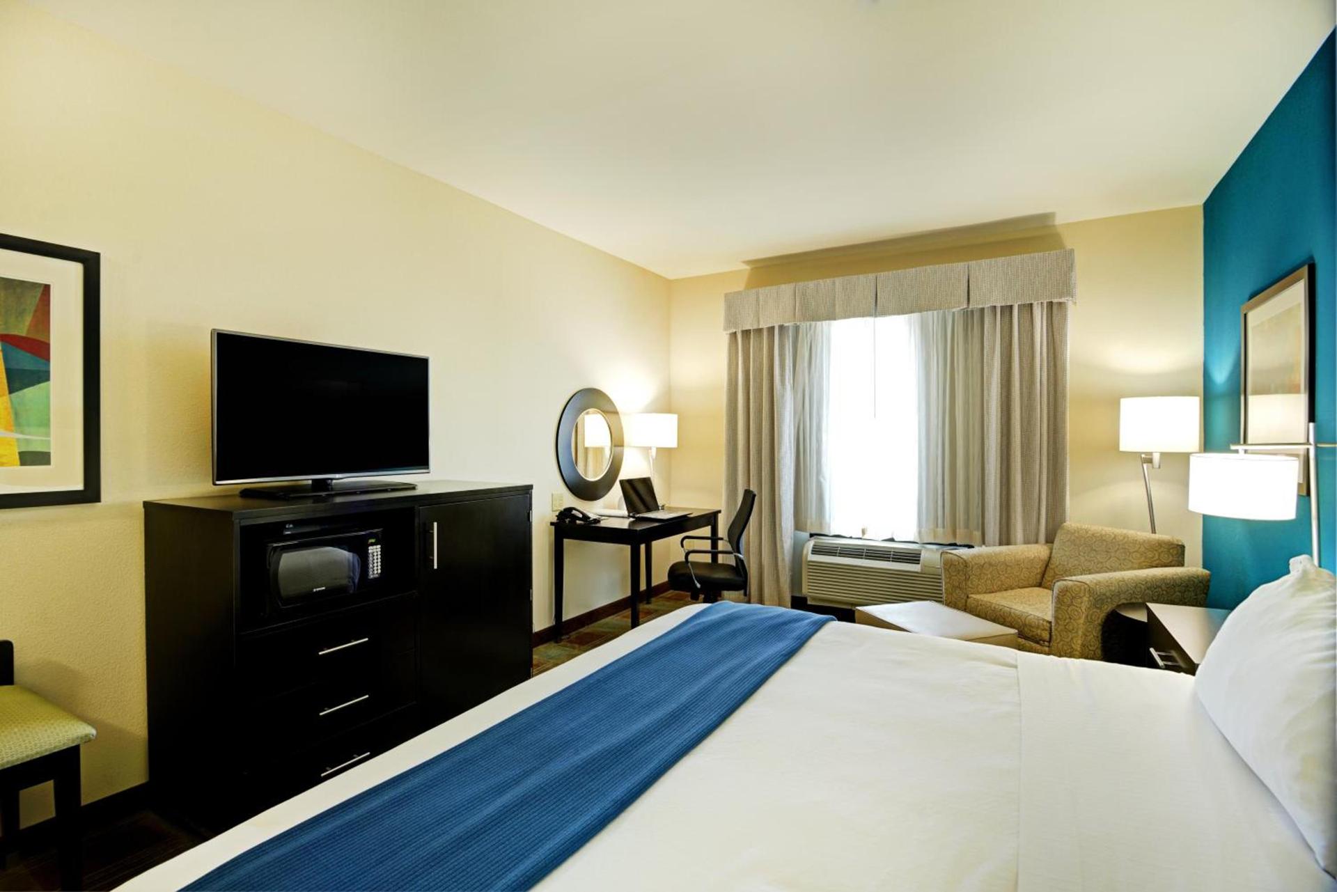 Holiday Inn Express & Suites Houston Northwest-Brookhollow by IHG photo 52