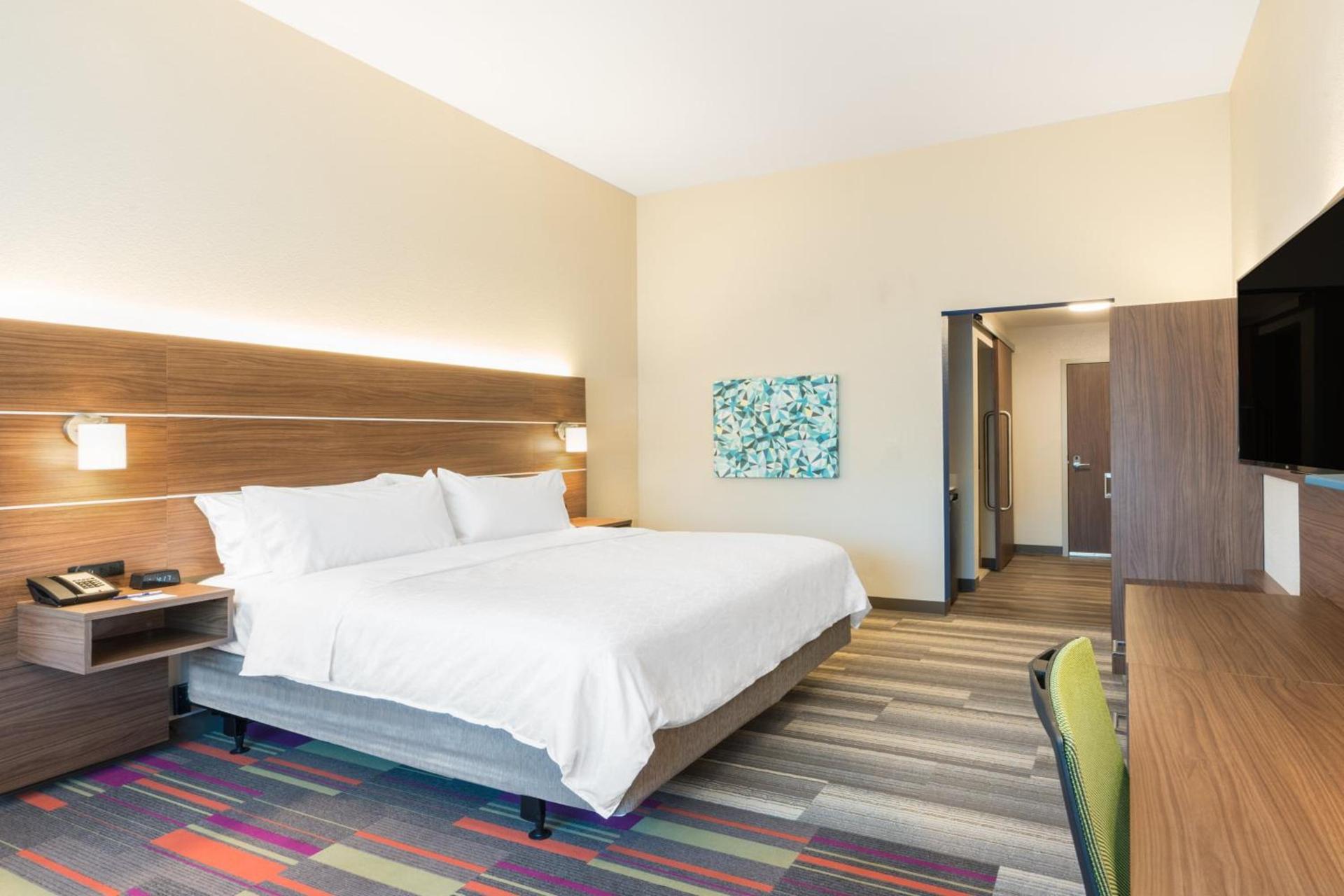 Holiday Inn Express & Suites Lake Havasu - London Bridge by IHG photo 53