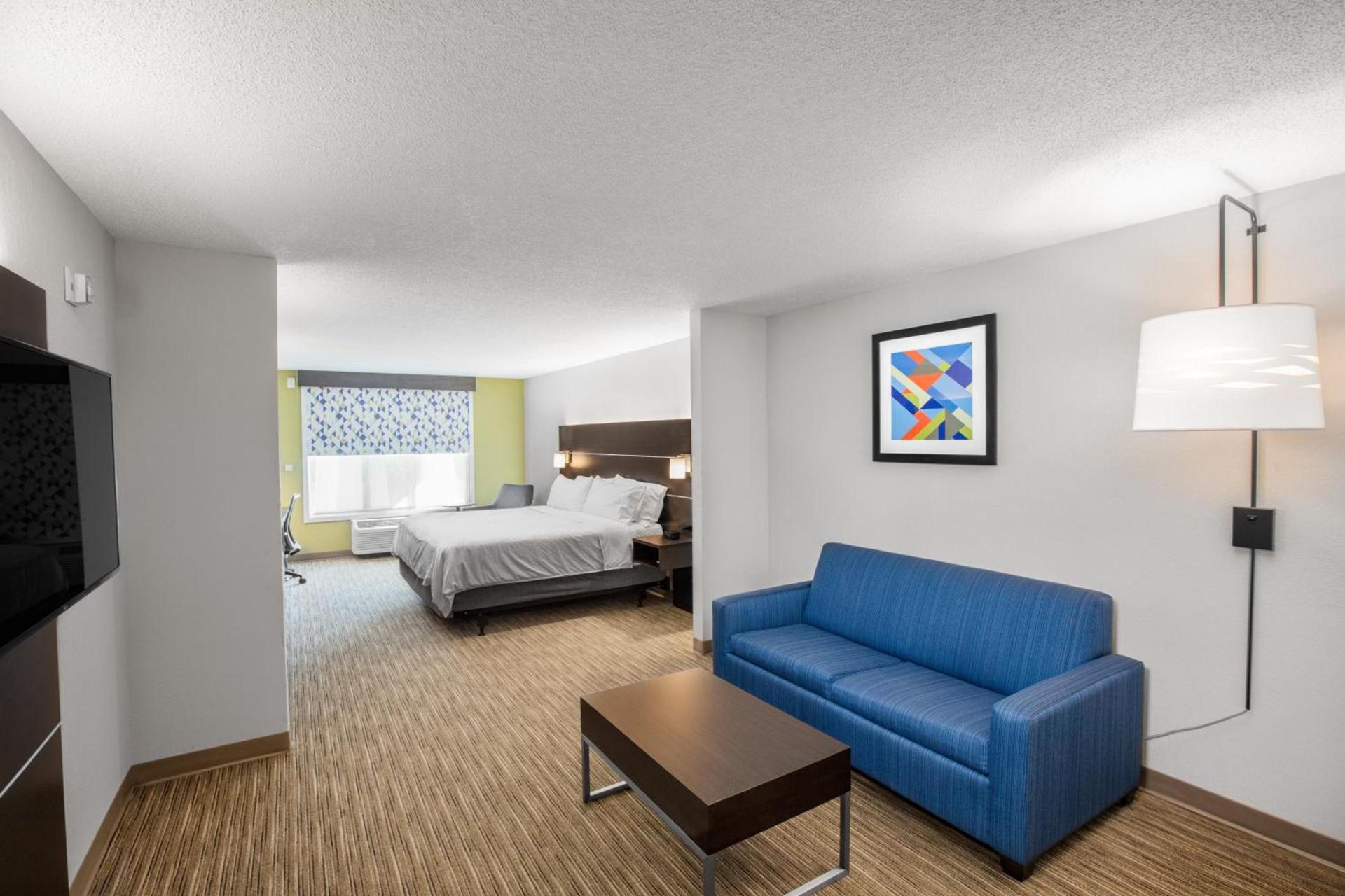 Holiday Inn Express Hotel & Suites Altoona-Des Moines by IHG photo 24