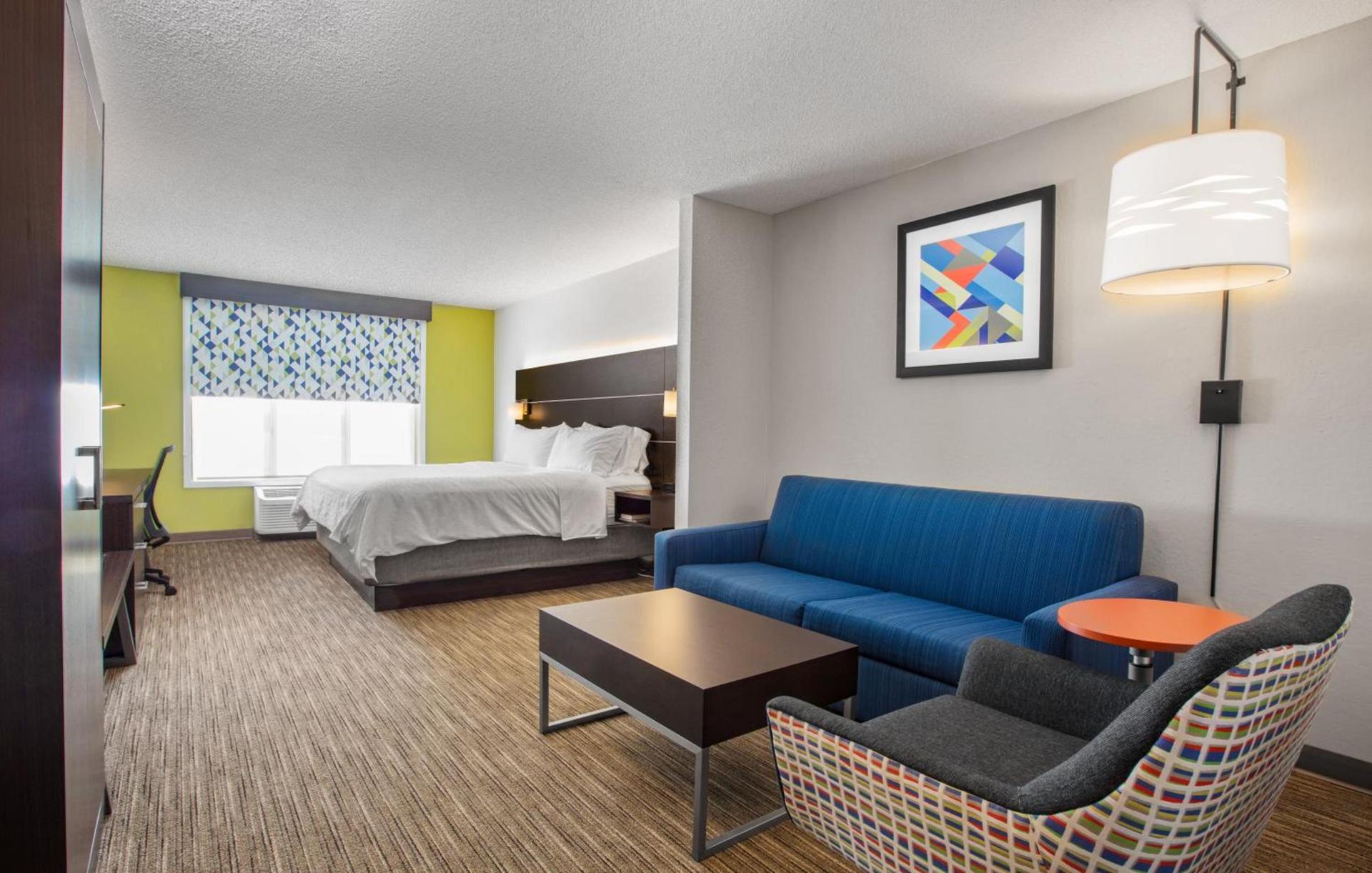 Holiday Inn Express Hotel & Suites Altoona-Des Moines by IHG photo 22
