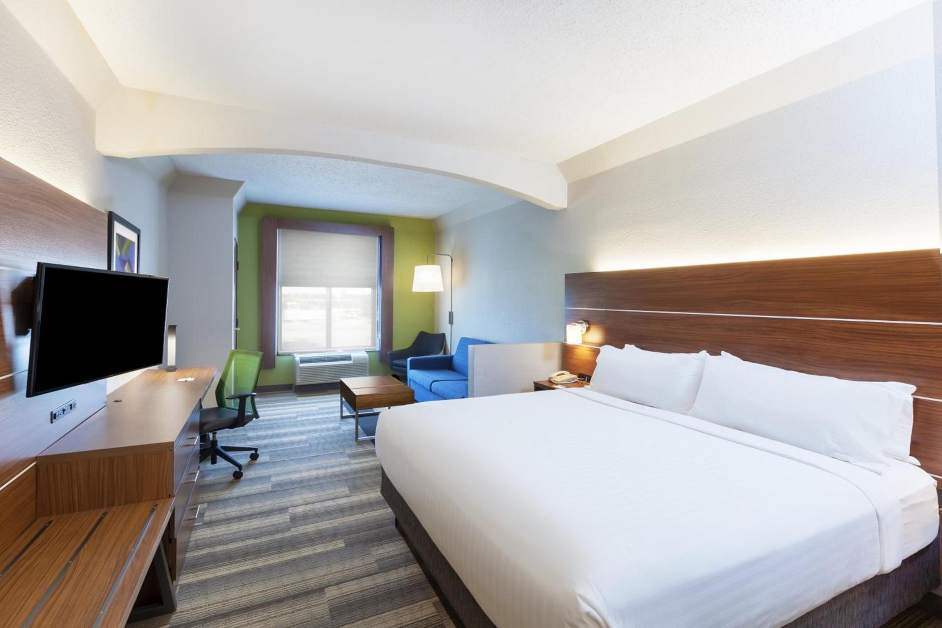 Holiday Inn Express & Suites Houston - Memorial Park Area by IHG photo 37