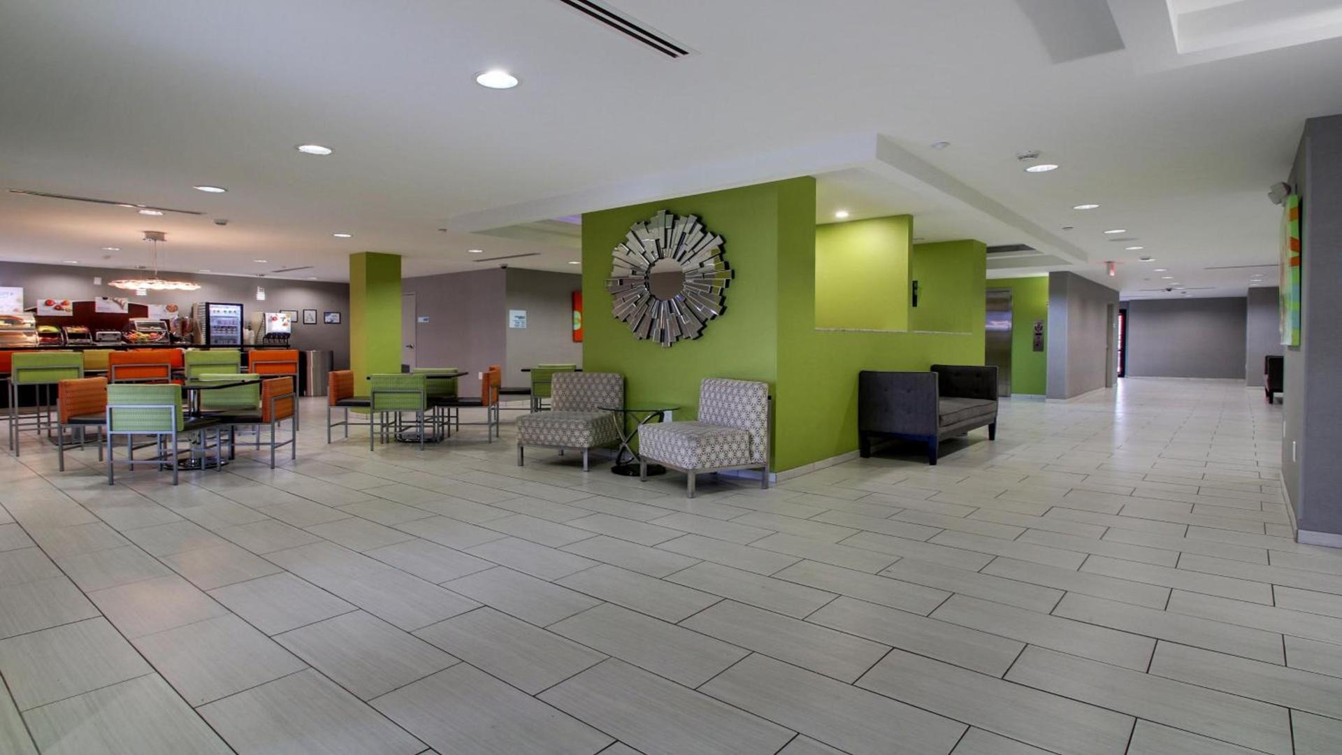 Holiday Inn Express & Suites Jackson Downtown - Coliseum by IHG photo 45