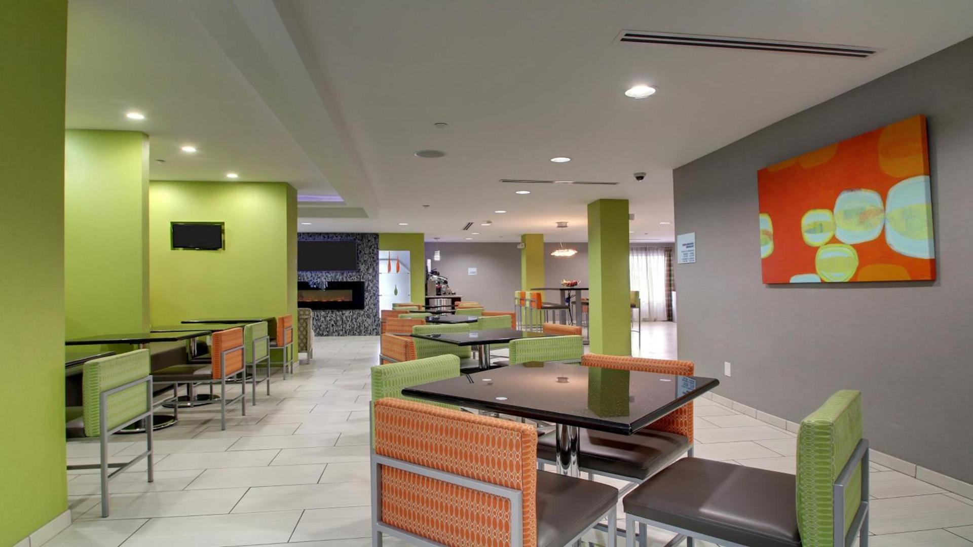 Holiday Inn Express & Suites Jackson Downtown - Coliseum by IHG photo 51