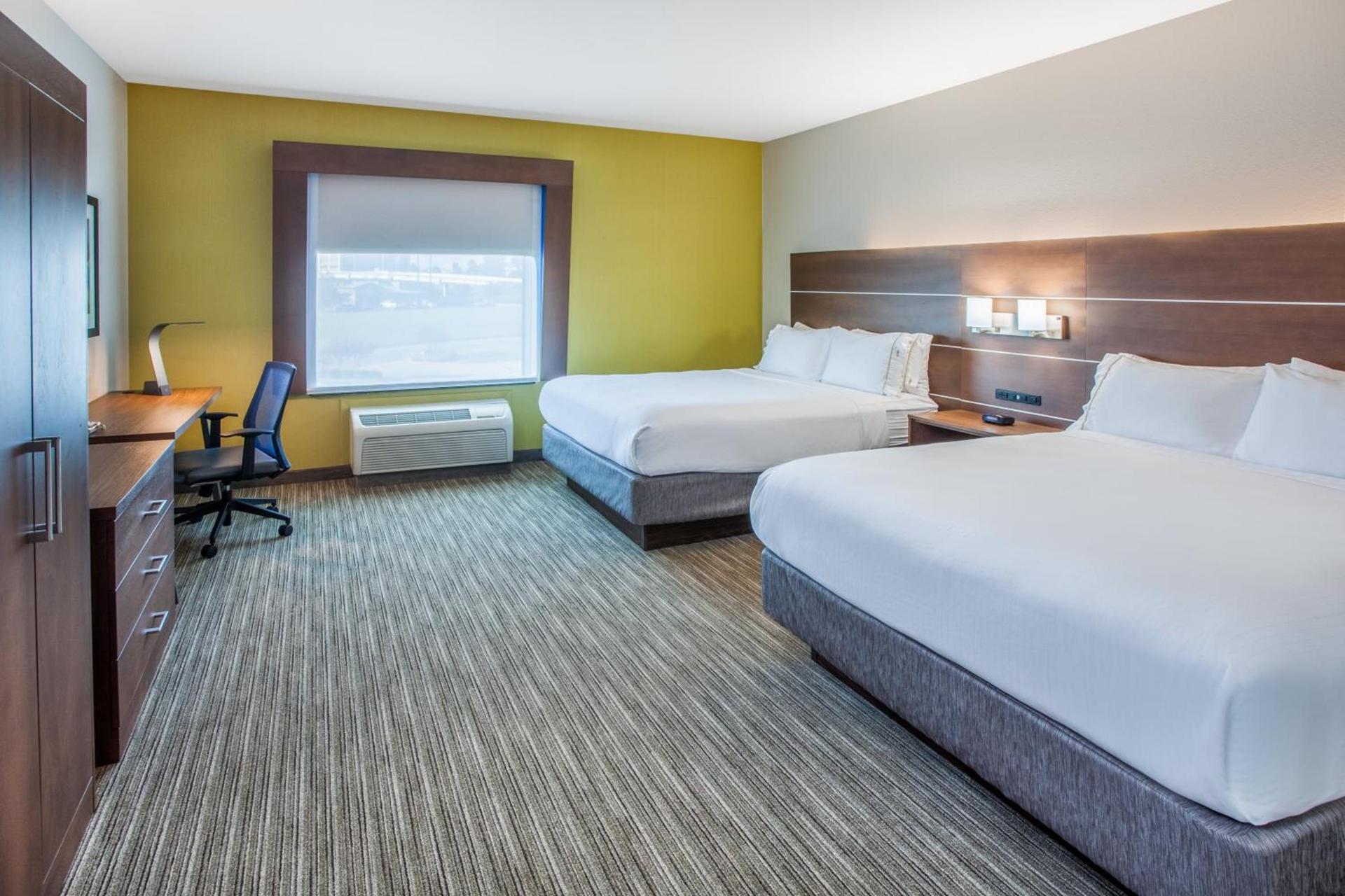 Holiday Inn Express & Suites Texarkana by IHG photo 25