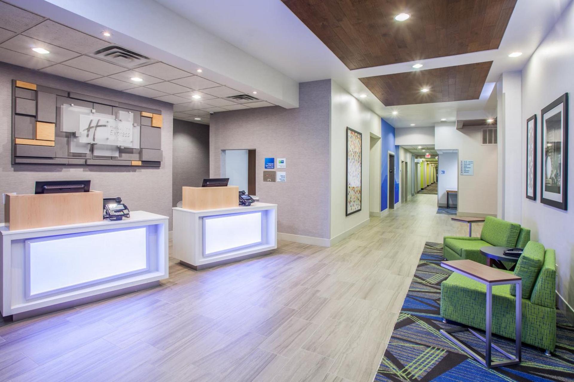 Holiday Inn Express & Suites Texarkana by IHG photo 17