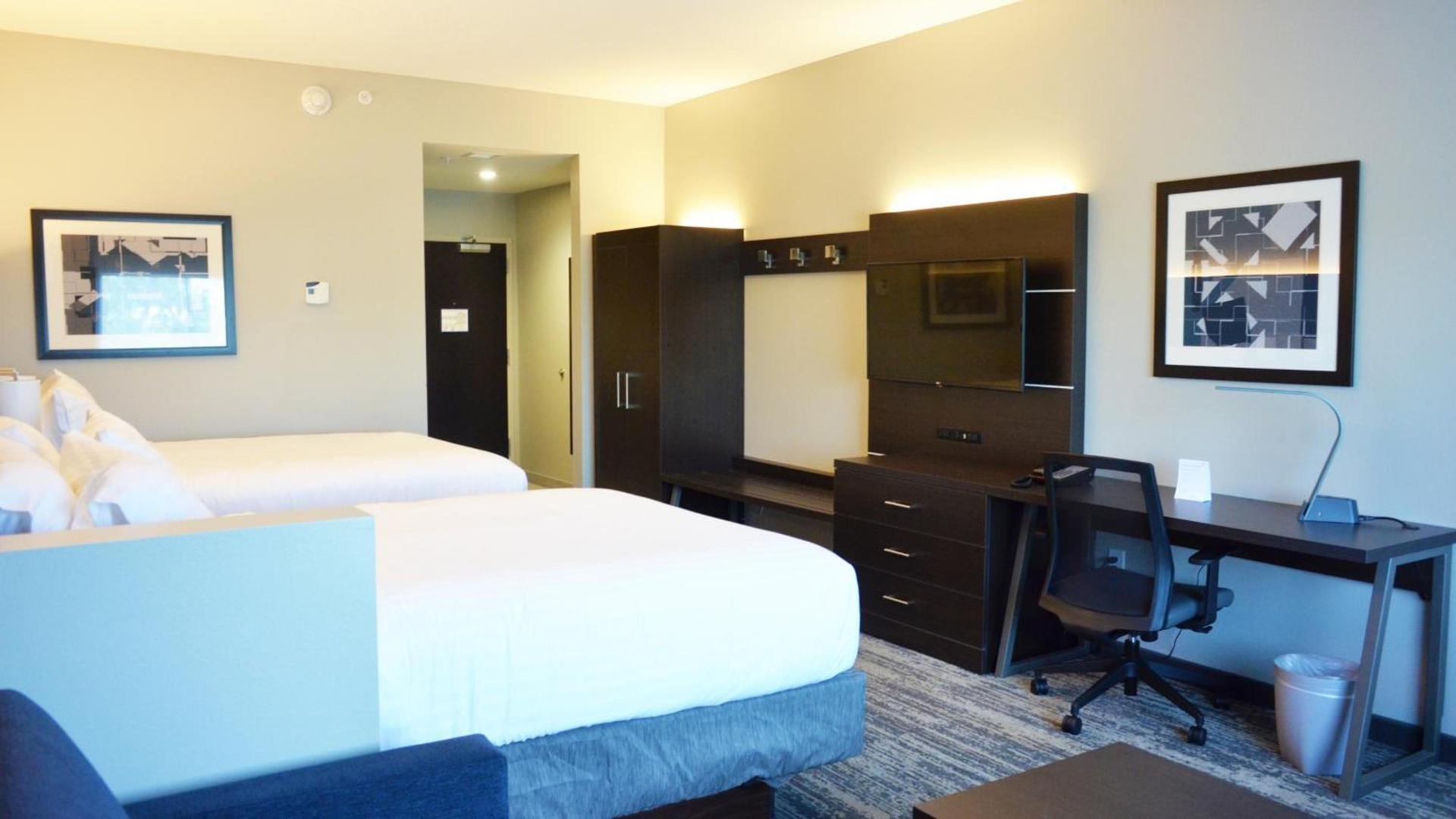 Holiday Inn Express & Suites - Jacksonville W - I295 and I10 by IHG photo 39
