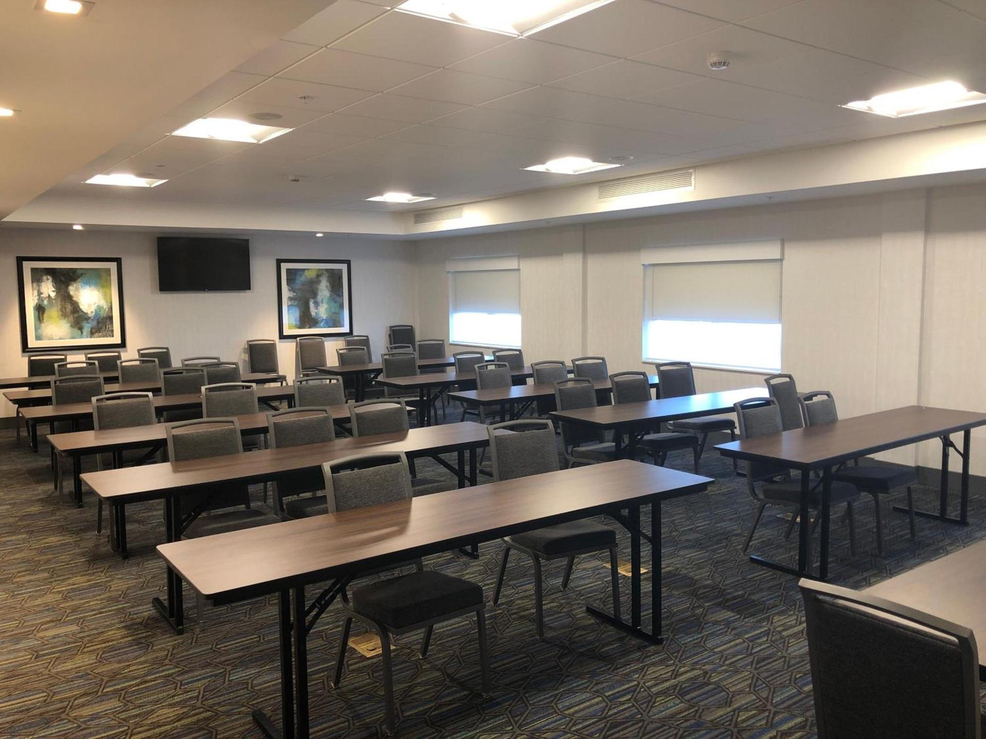 Holiday Inn Express & Suites - Jacksonville W - I295 and I10 by IHG photo 6