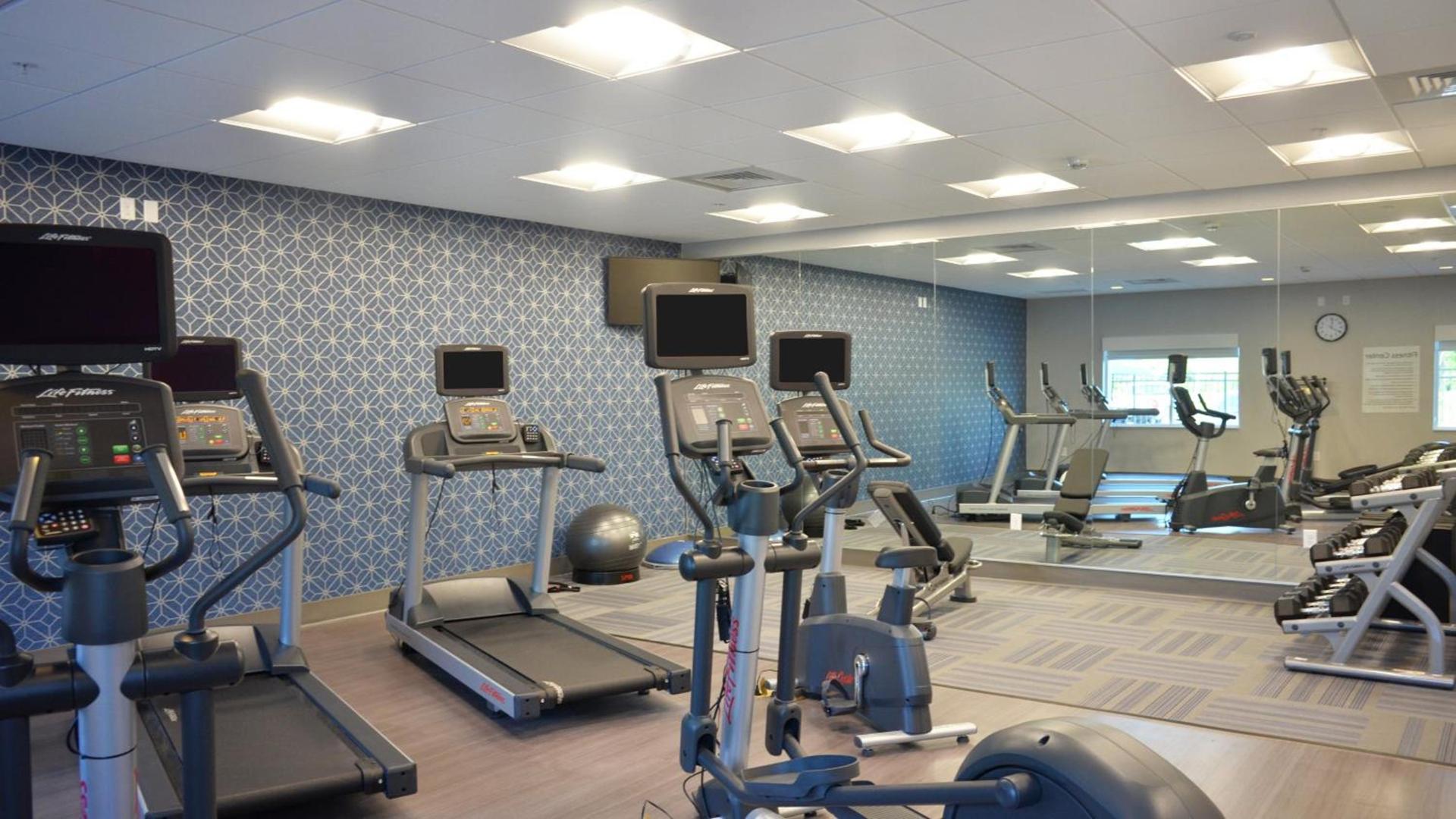 Holiday Inn Express & Suites - Jacksonville W - I295 and I10 by IHG photo 12