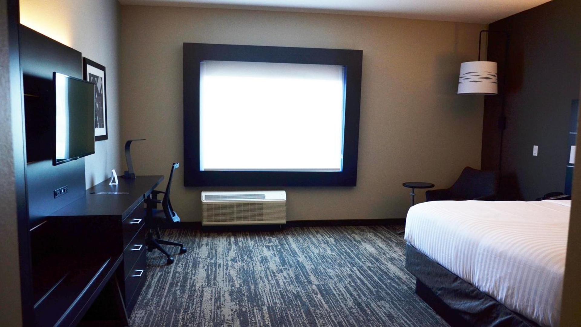 Holiday Inn Express & Suites - Jacksonville W - I295 and I10 by IHG photo 34