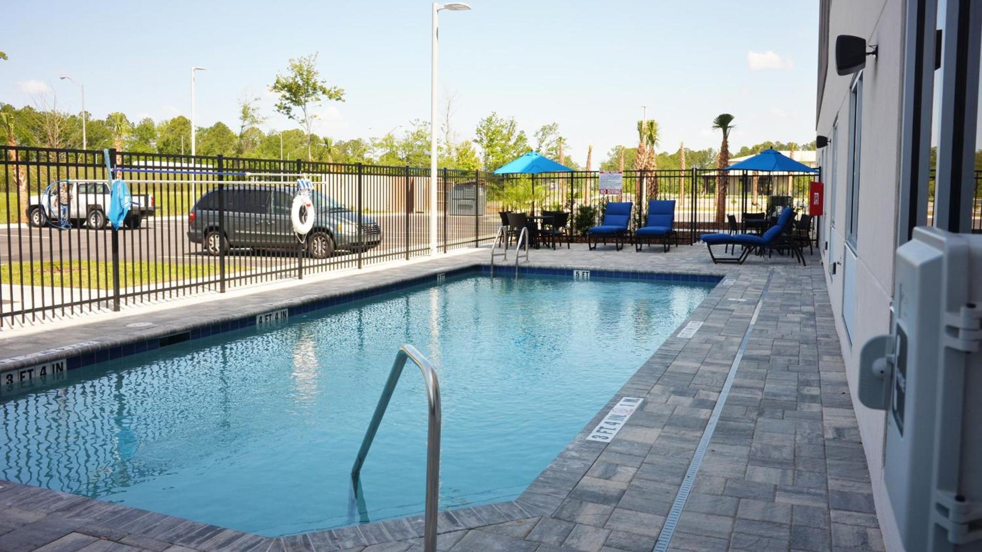 Holiday Inn Express & Suites - Jacksonville W - I295 and I10 by IHG photo 17