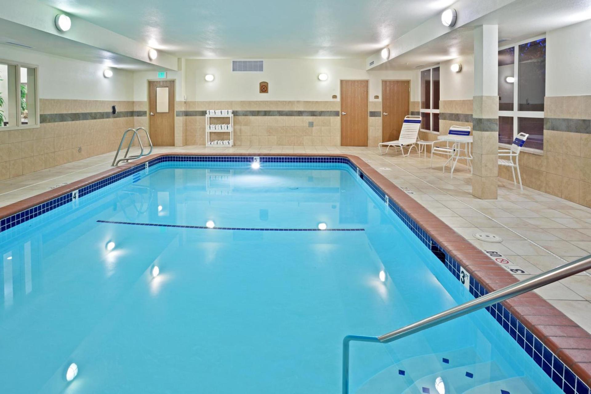 Holiday Inn Express & Suites Lacey - Olympia by IHG photo 26