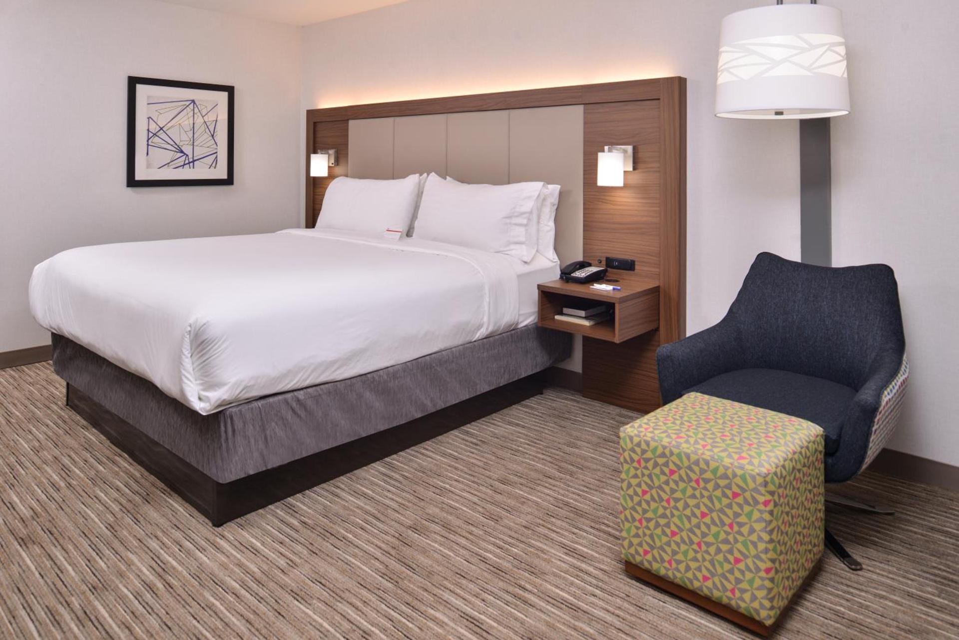 Holiday Inn Express & Suites Lacey - Olympia by IHG photo 35