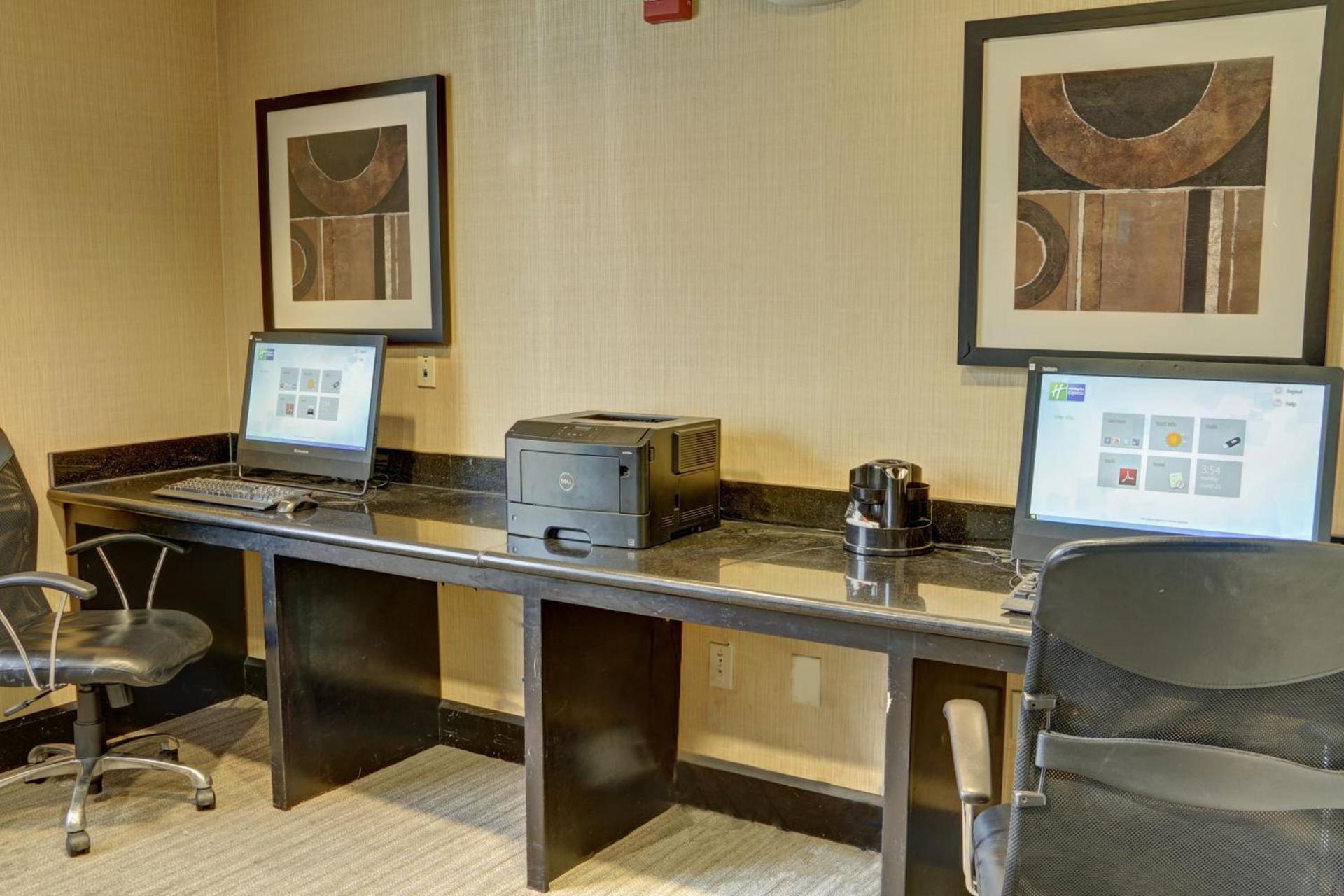 Holiday Inn Express Hotel & Suites Texarkana East by IHG photo 20