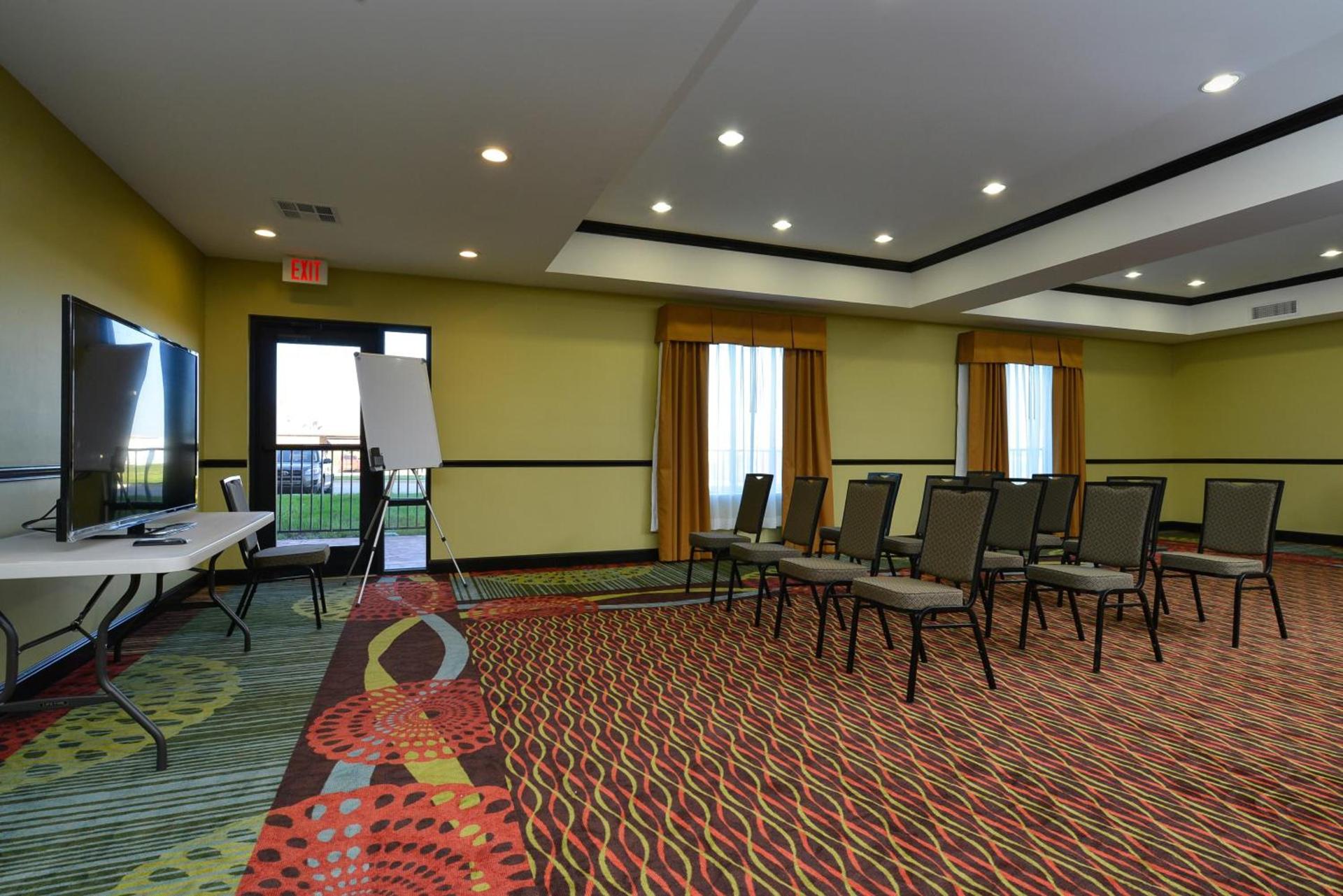 Holiday Inn Express Alva by IHG photo 24