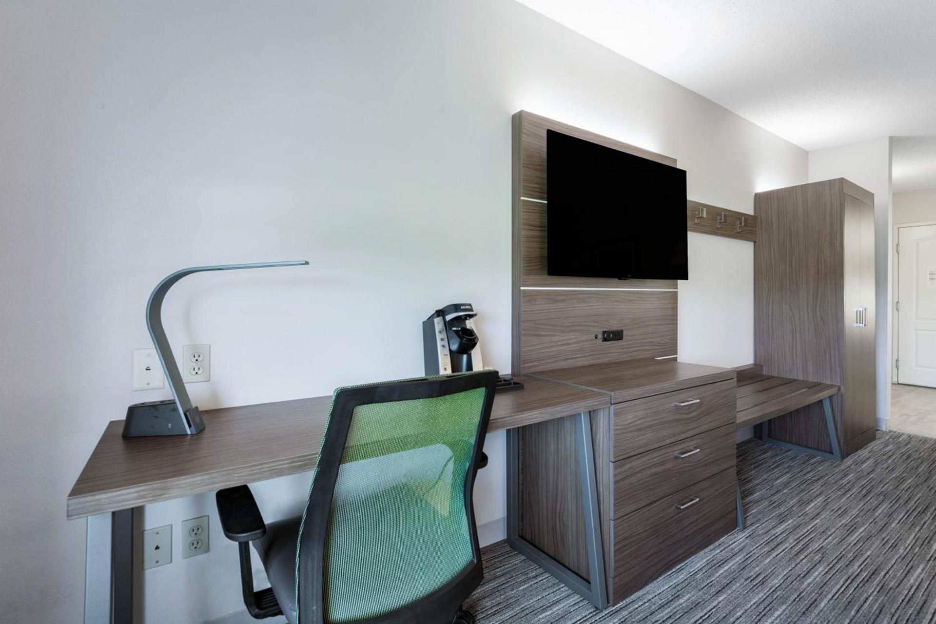 Holiday Inn Express Hotel & Suites Jasper by IHG photo 37