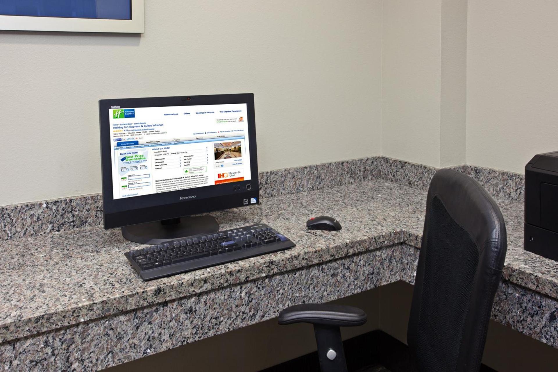 Holiday Inn Express & Suites Wharton by IHG photo 2