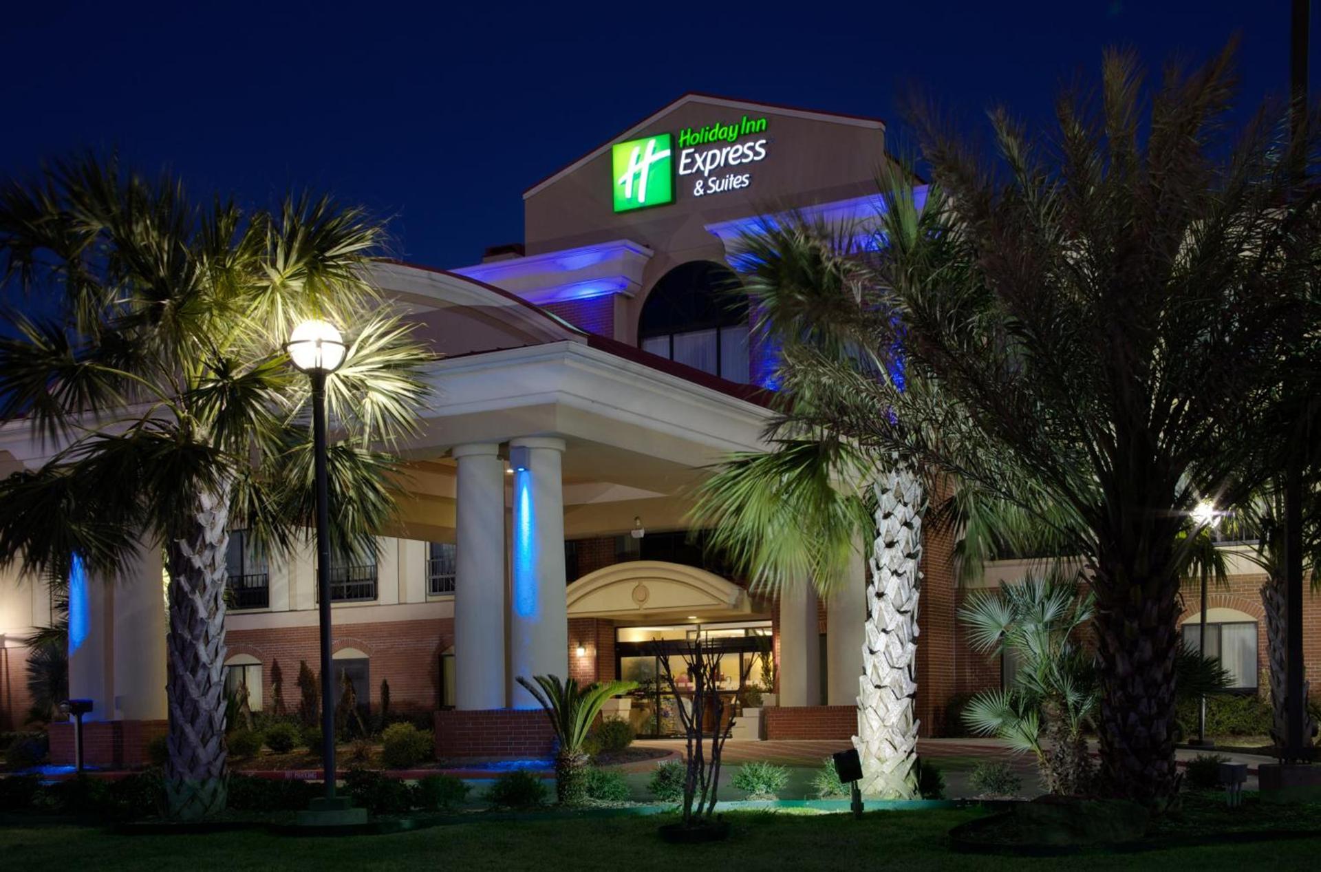 Holiday Inn Express & Suites Wharton by IHG photo 12