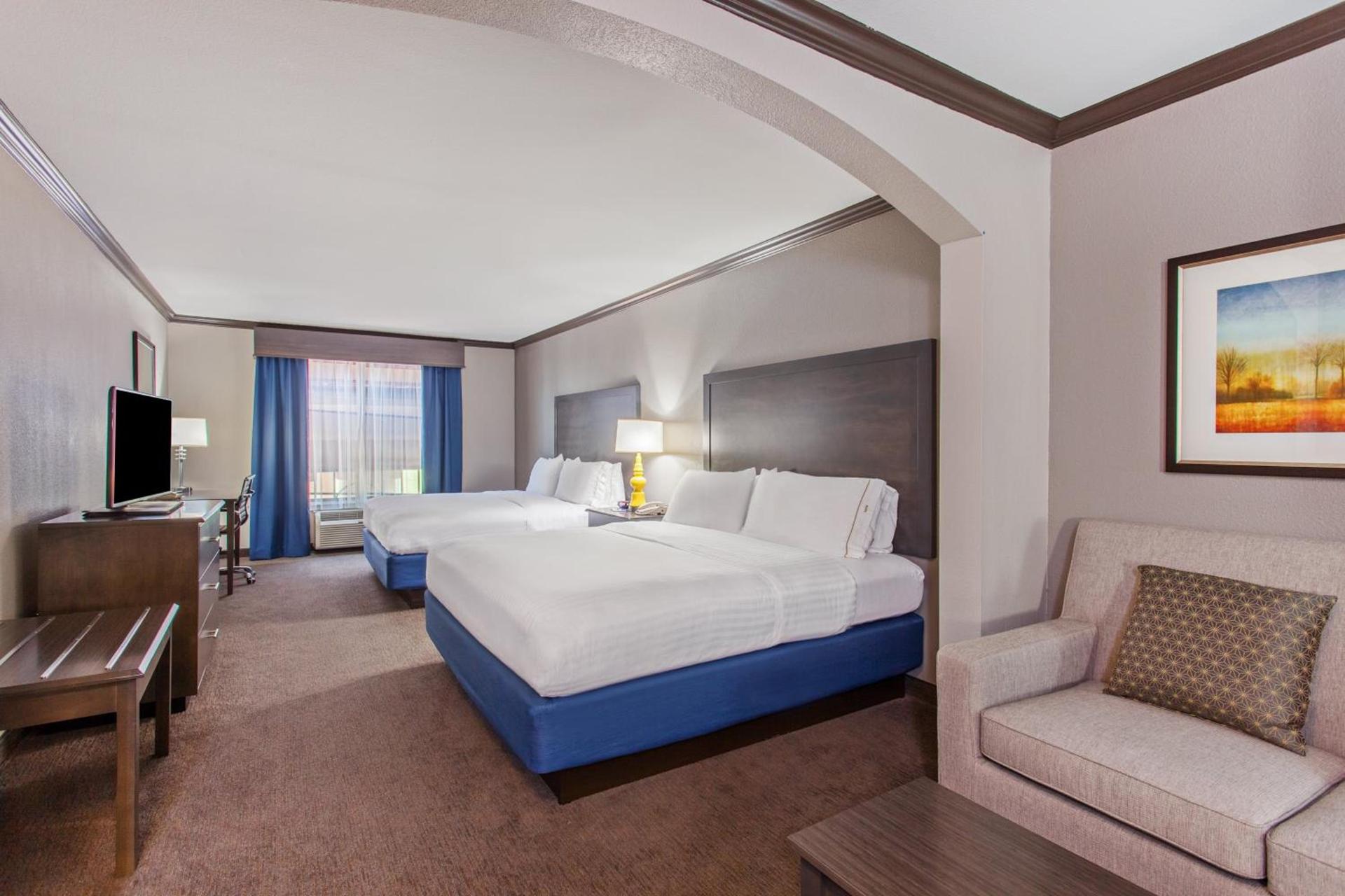 Holiday Inn Express & Suites Wharton by IHG photo 27