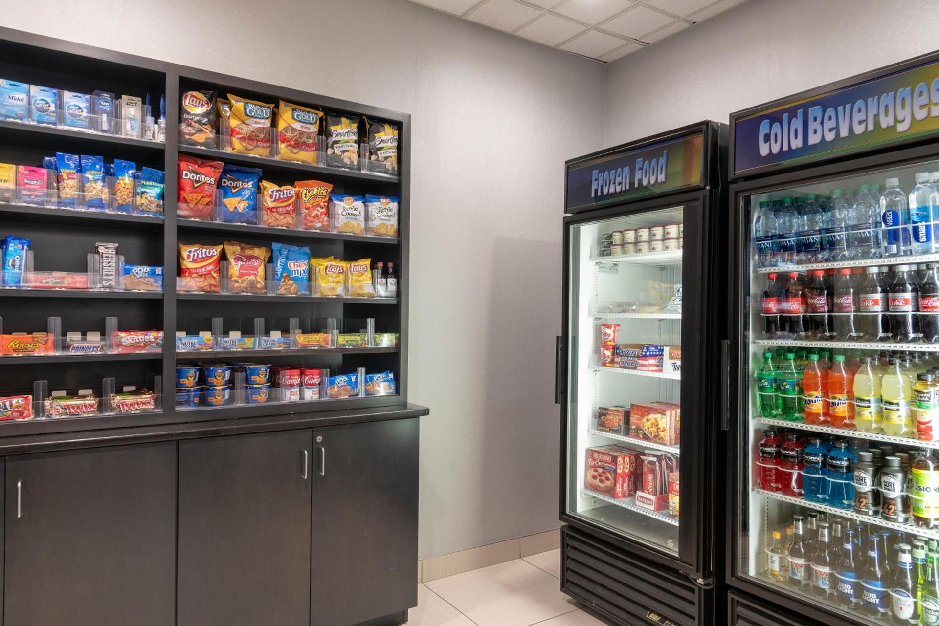 Holiday Inn Express & Suites Columbus - Polaris, an IHG Hotel photo 10