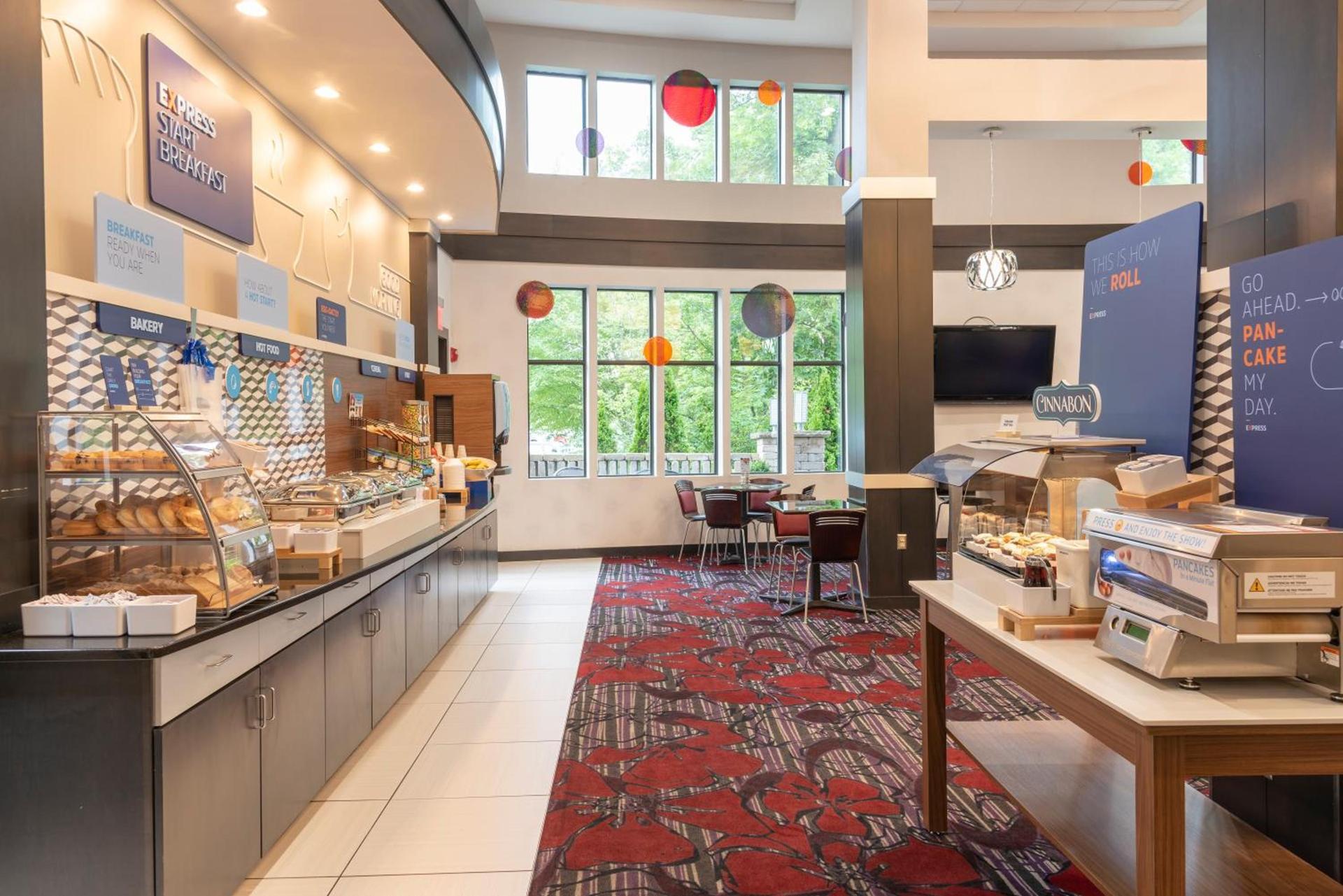 Holiday Inn Express & Suites Columbus - Polaris, an IHG Hotel photo 20