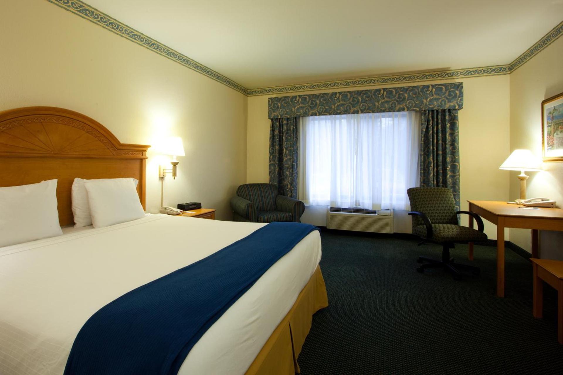 Holiday Inn Express Hotel & Suites Jacksonville-Blount Island by IHG photo 28