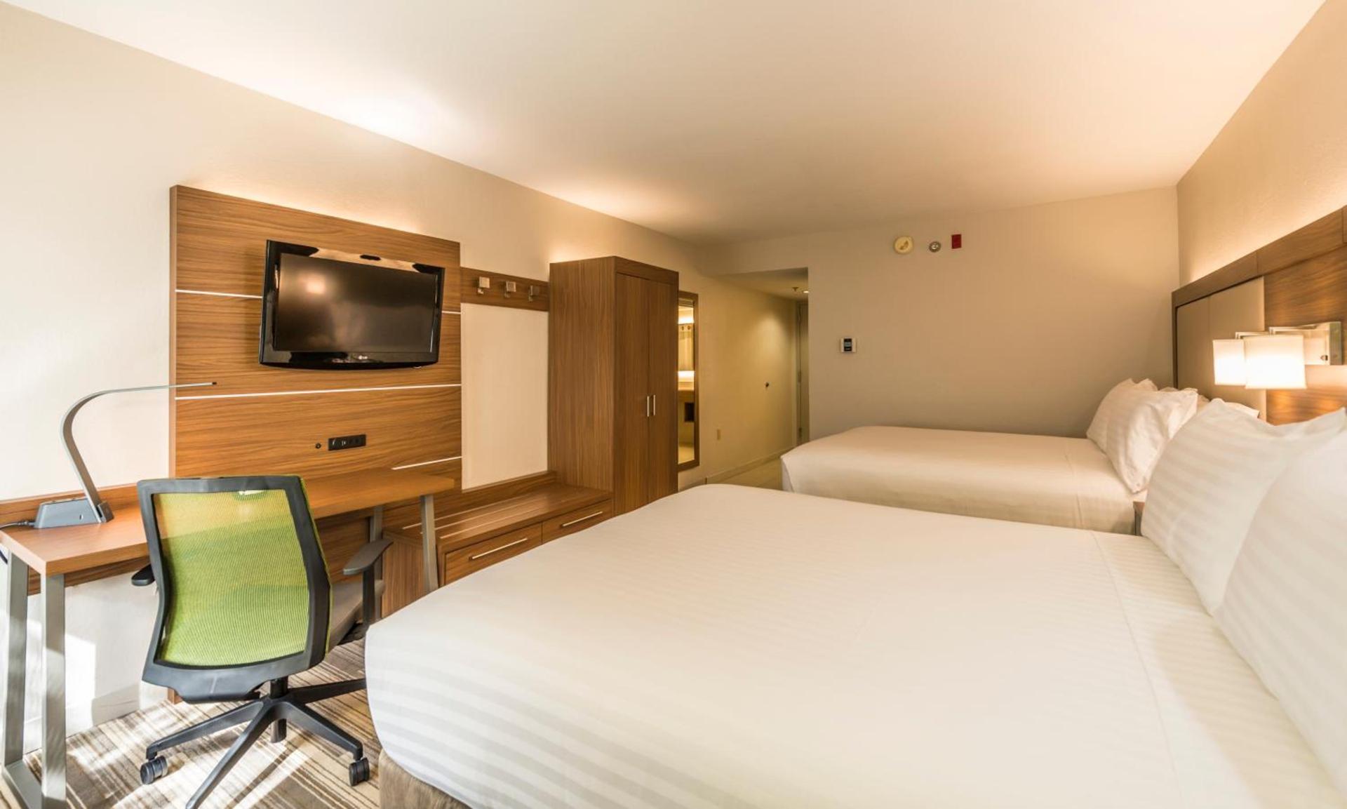 Holiday Inn Express Hotel & Suites Jacksonville-South by IHG photo 25