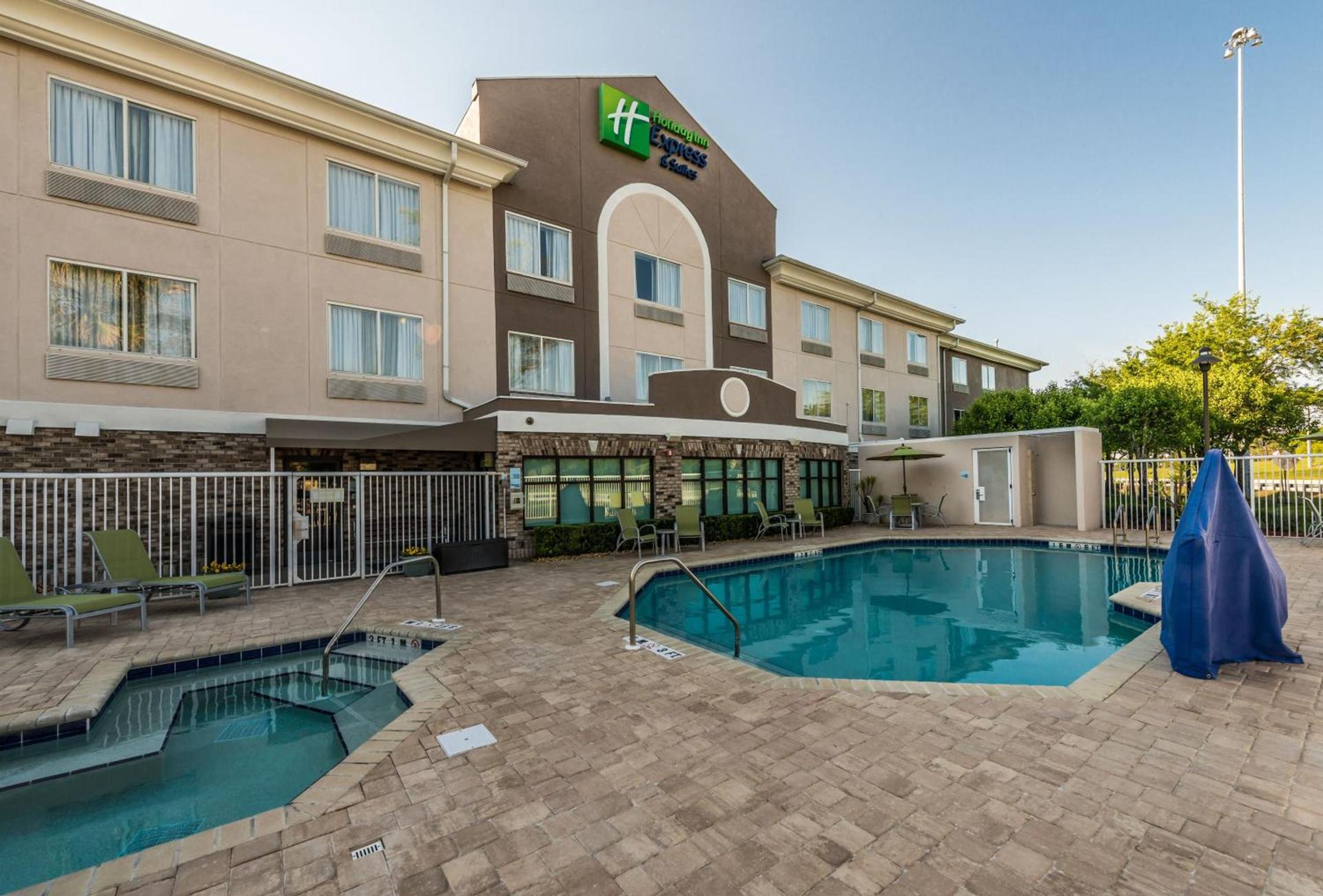 Holiday Inn Express Hotel & Suites Jacksonville-Blount Island by IHG photo 14