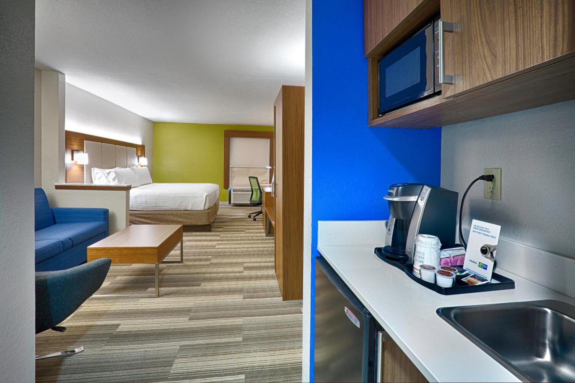 Holiday Inn Express Hotel & Suites Jacksonville-South by IHG photo 7