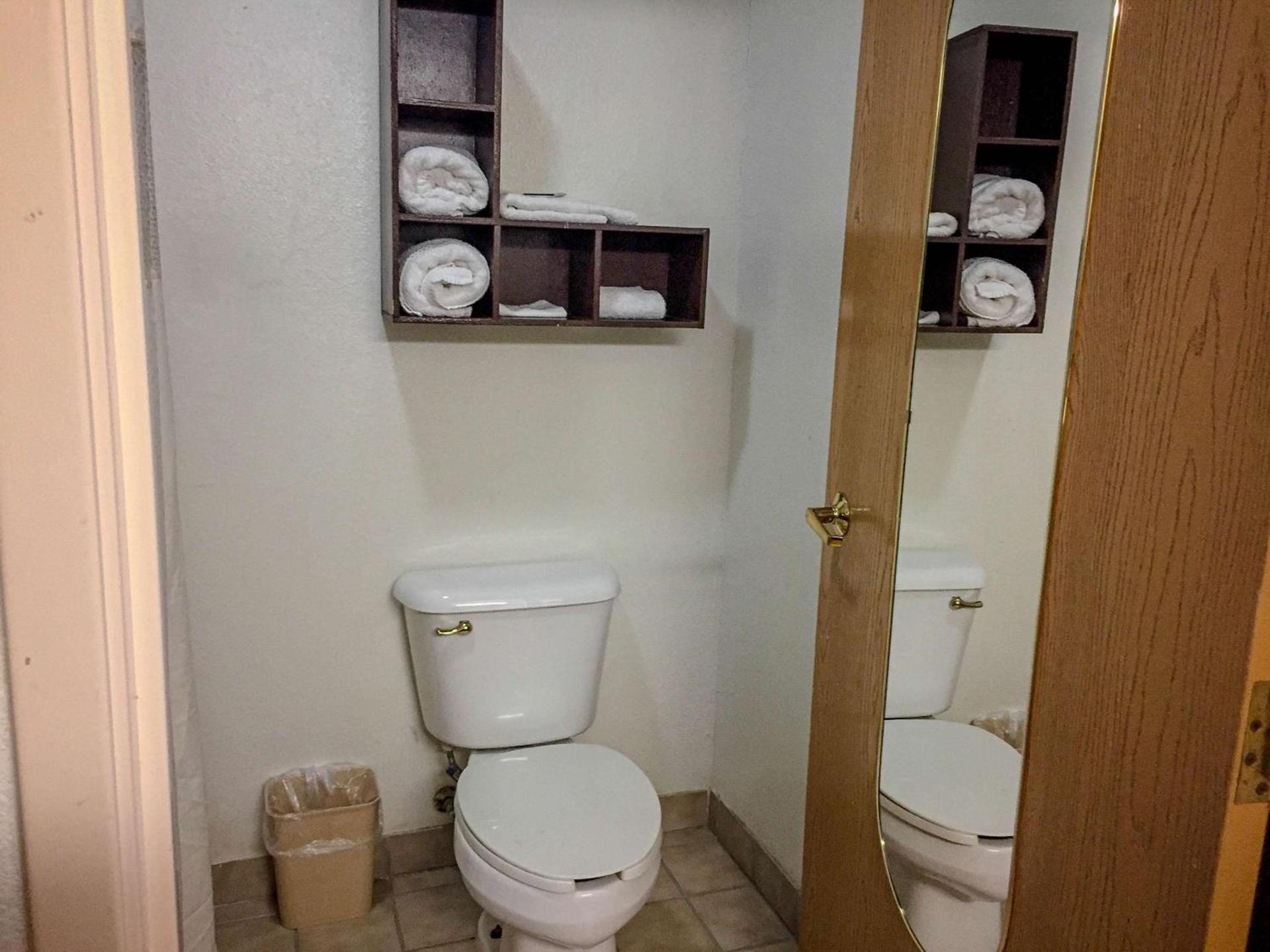 Motel 6-Woodway, TX photo 15