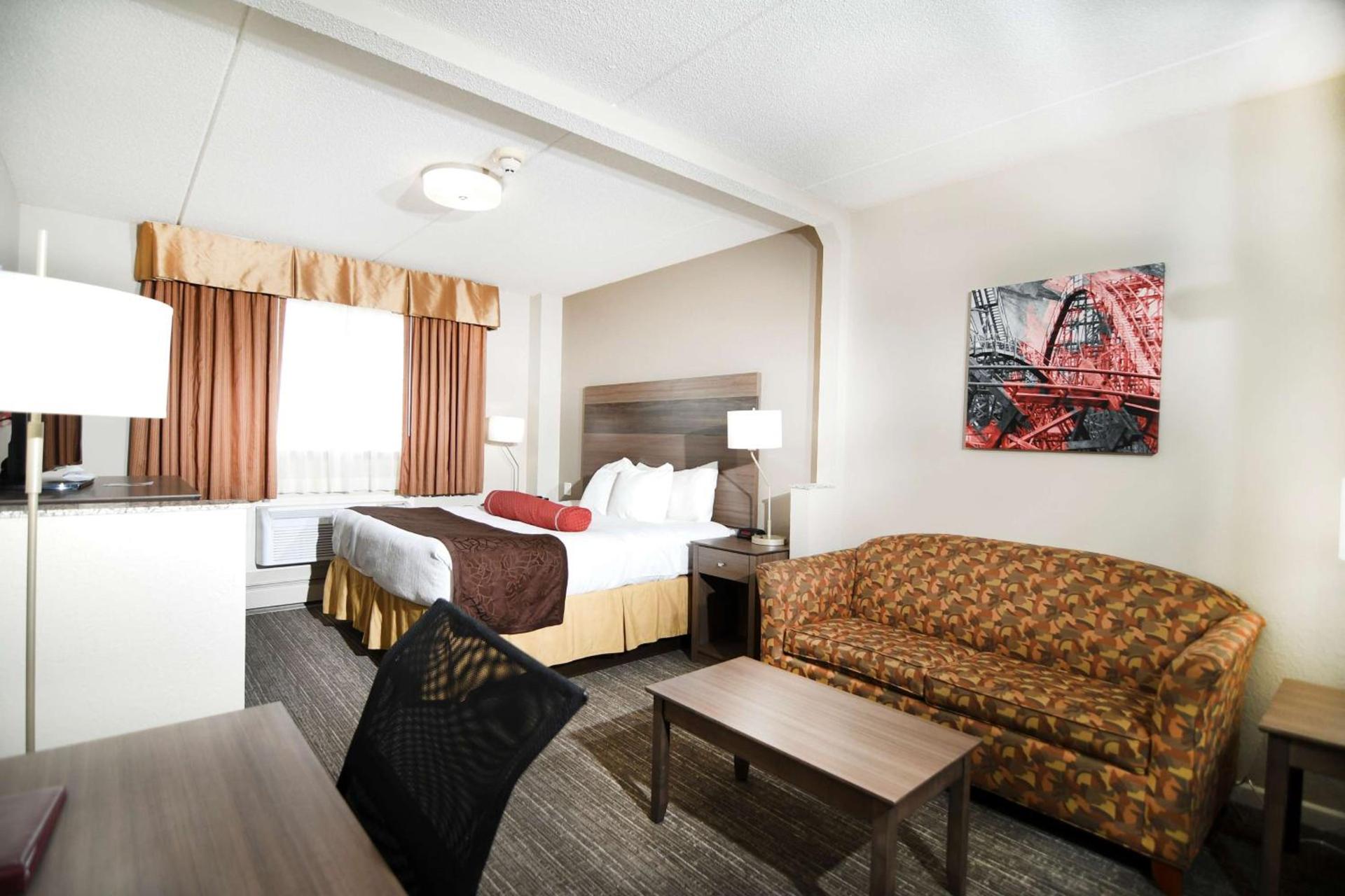 Best Western Plus Sandusky Hotel & Suites photo 23