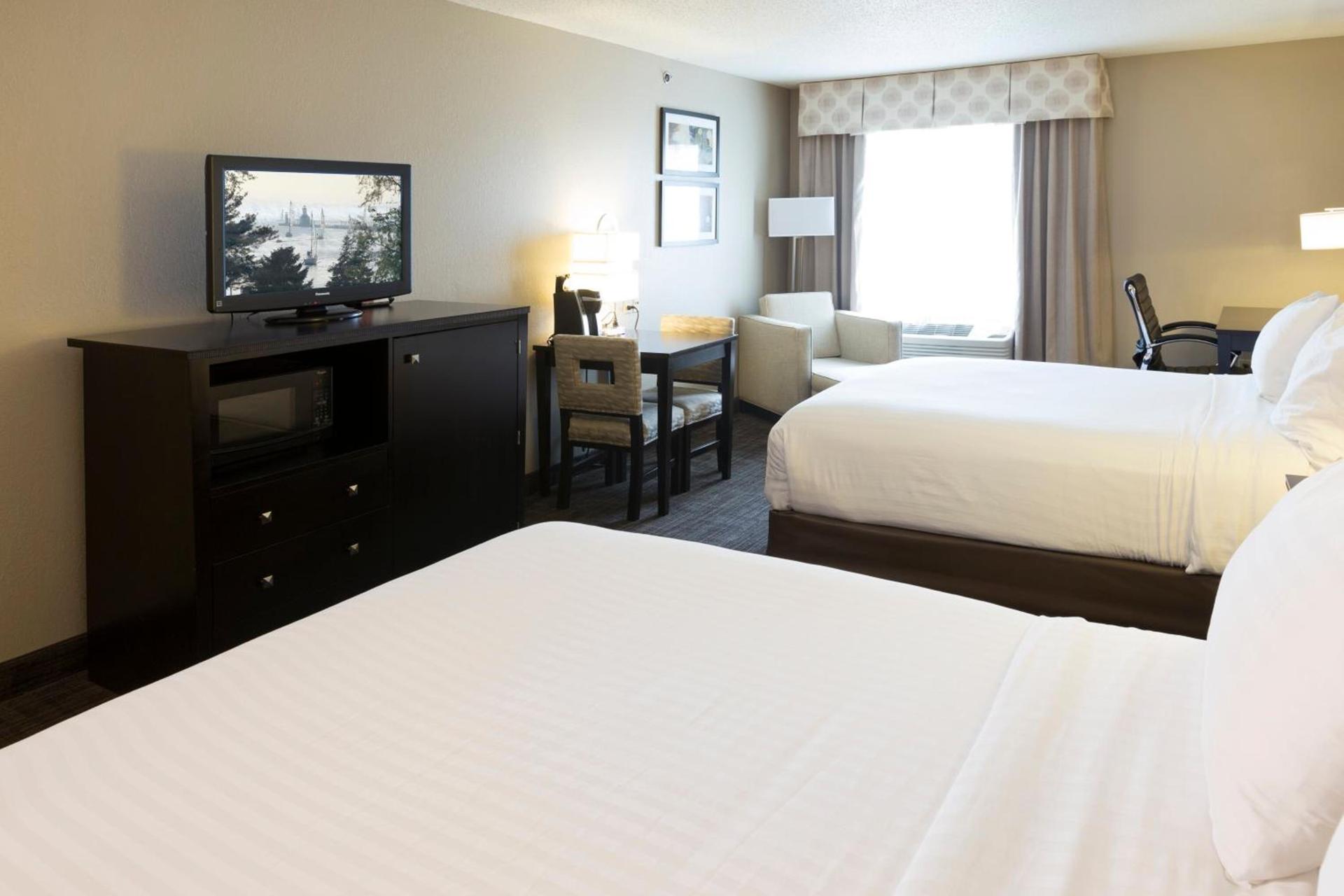 Holiday Inn Express Hotel & Suites-Saint Joseph by IHG photo 54