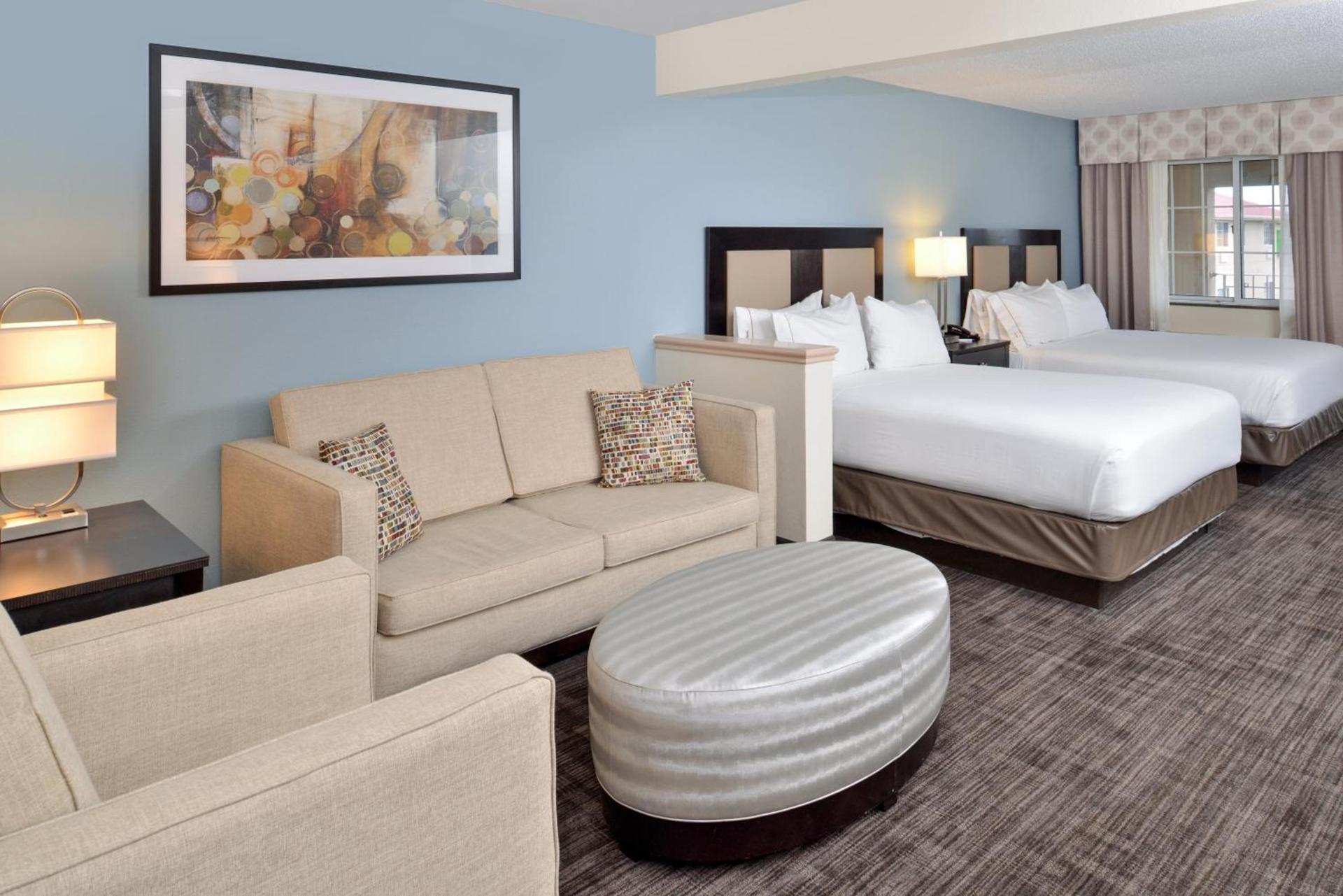 Holiday Inn Express Hotel & Suites-Saint Joseph by IHG photo 19