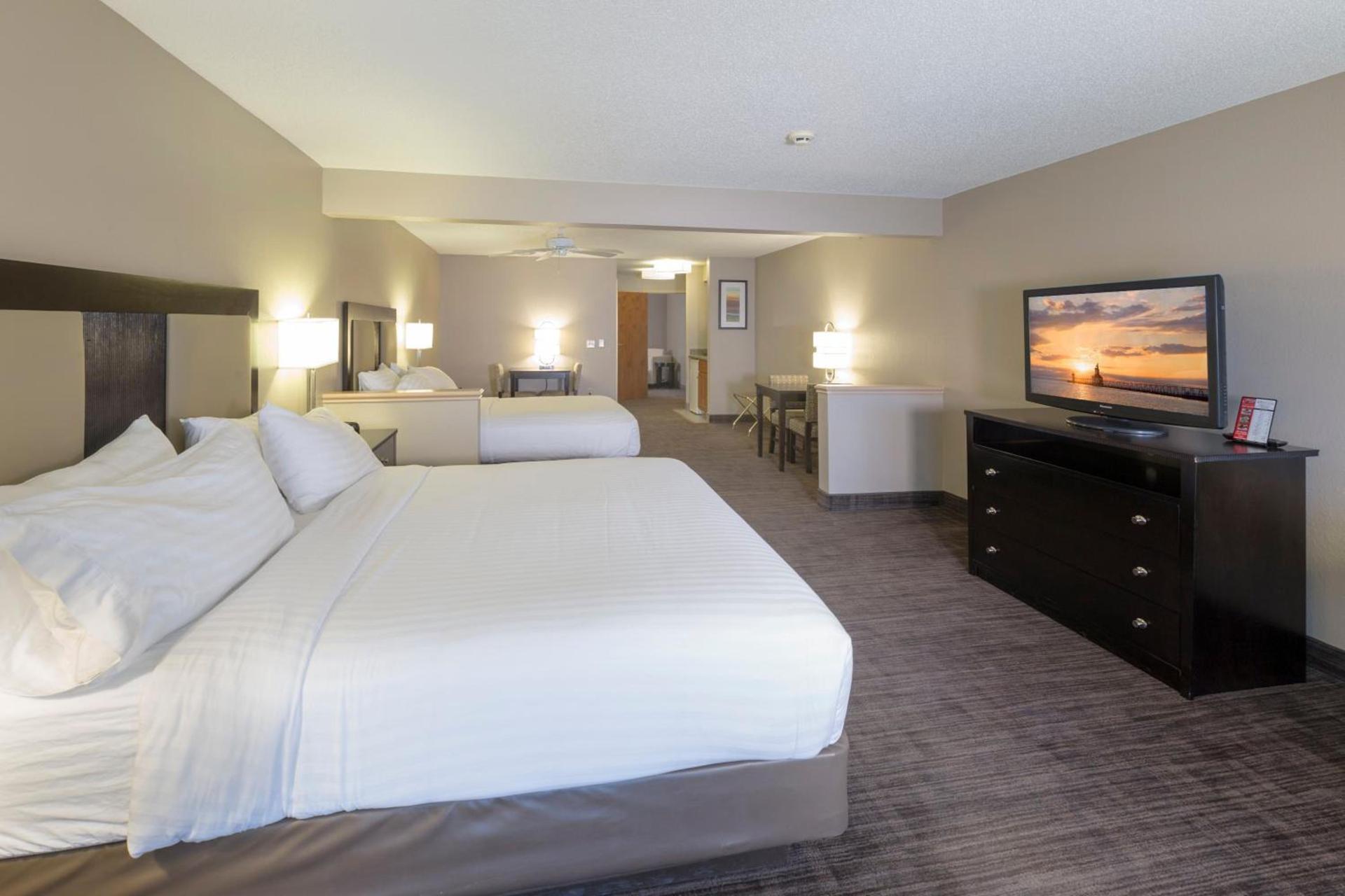 Holiday Inn Express Hotel & Suites-Saint Joseph by IHG photo 35