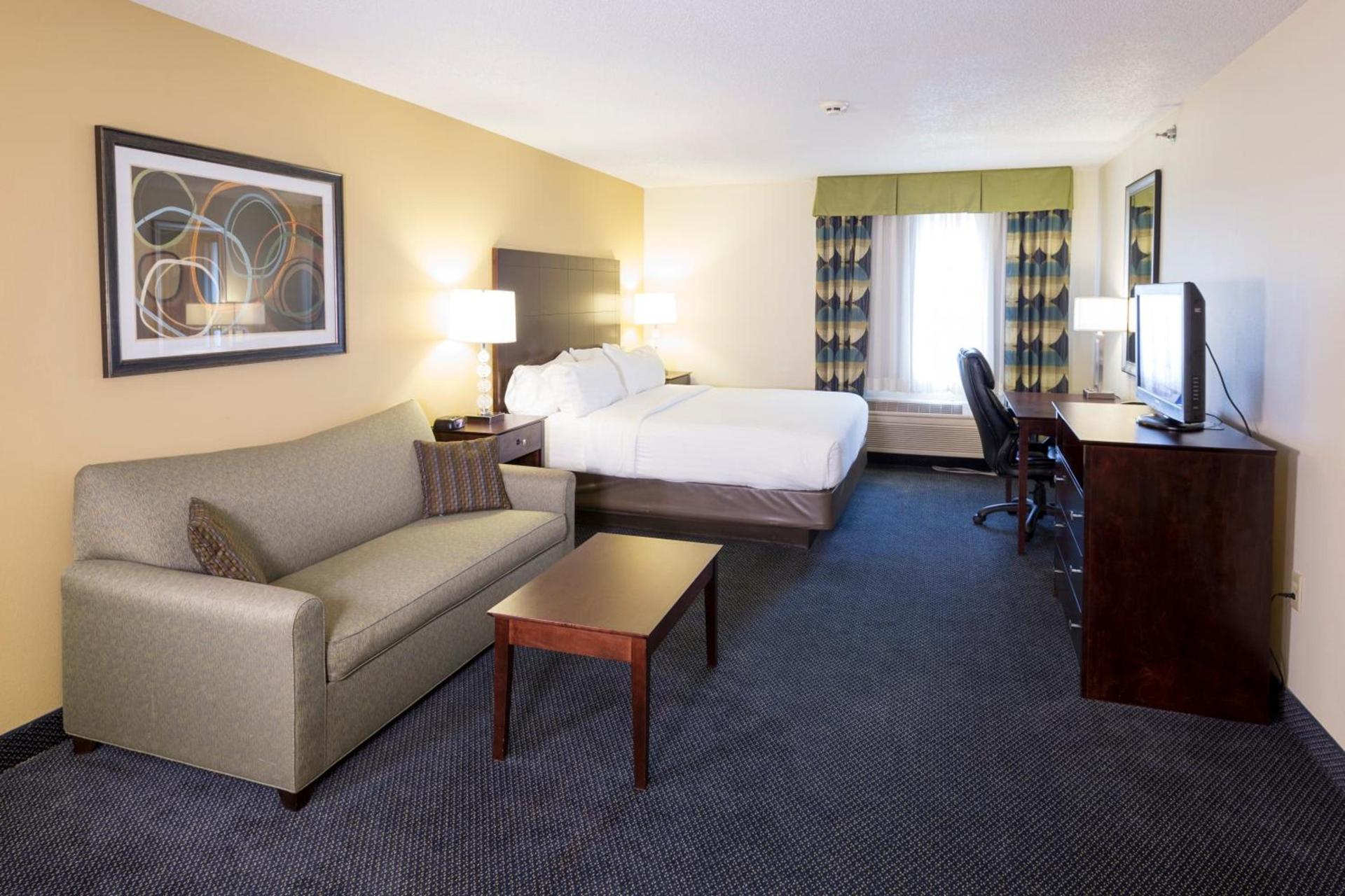 Holiday Inn Express Hotel & Suites-Saint Joseph by IHG photo 25