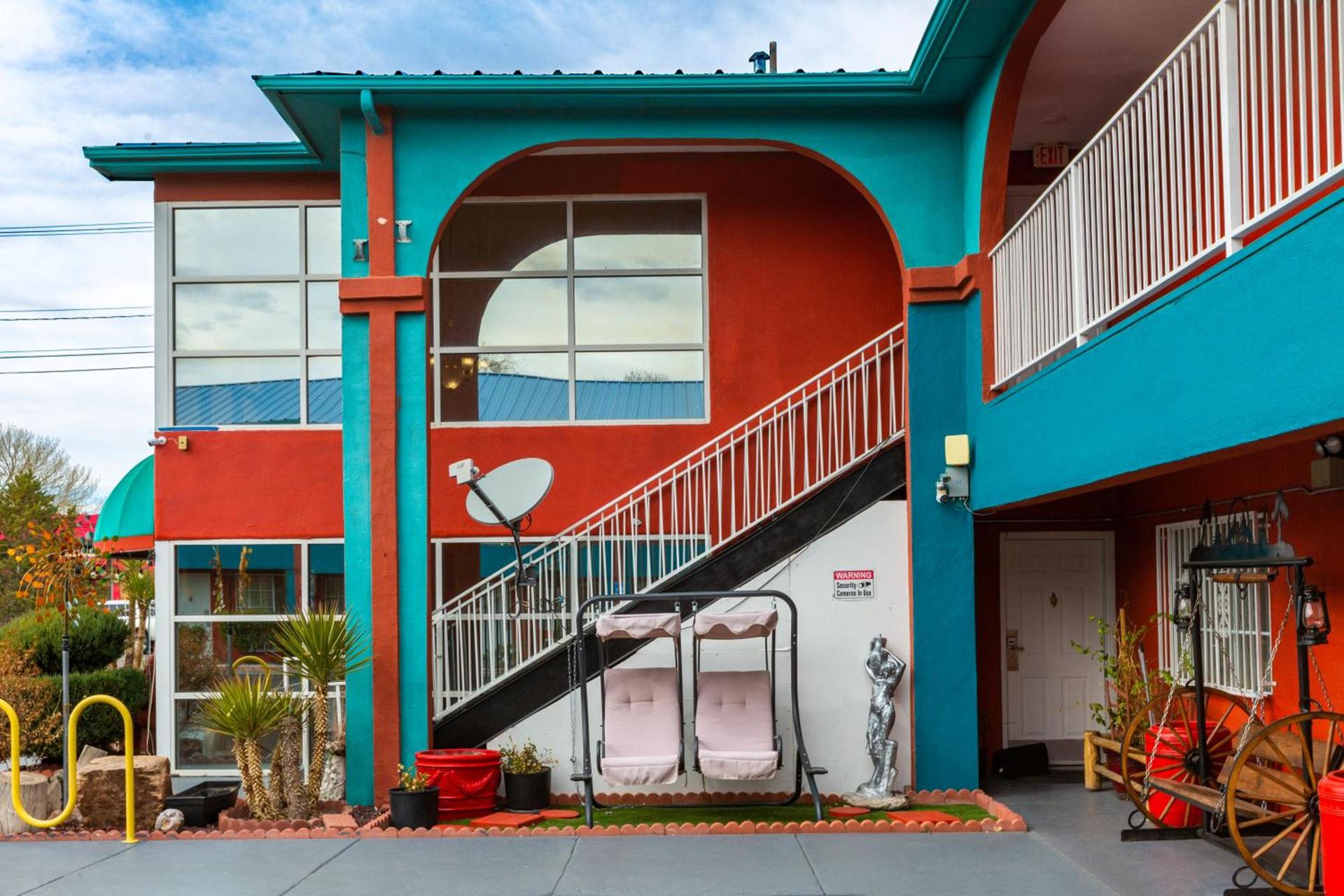 Sandia Peak Inn Old Town ABQ, a Howard Johnson by Wyndham photo 20