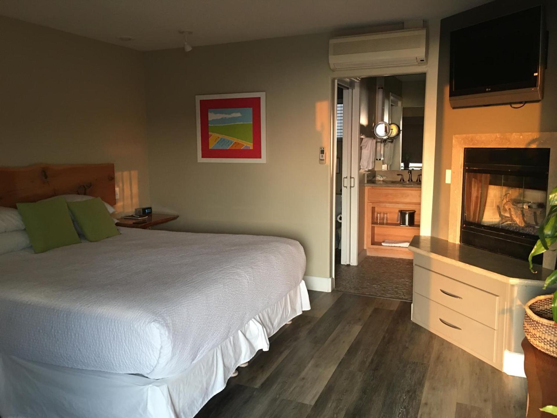 Cambria Shores Inn photo 96