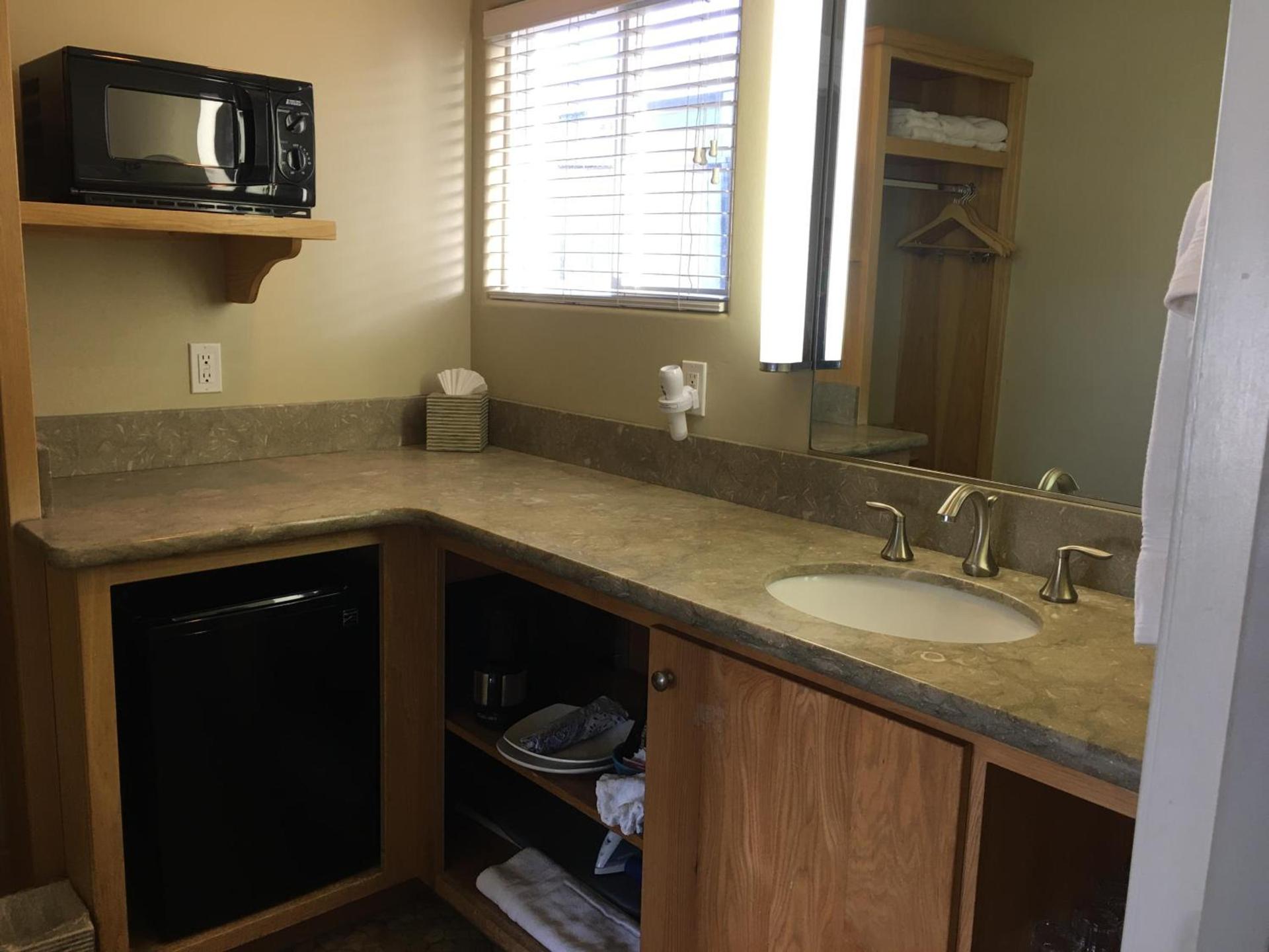 Cambria Shores Inn photo 99