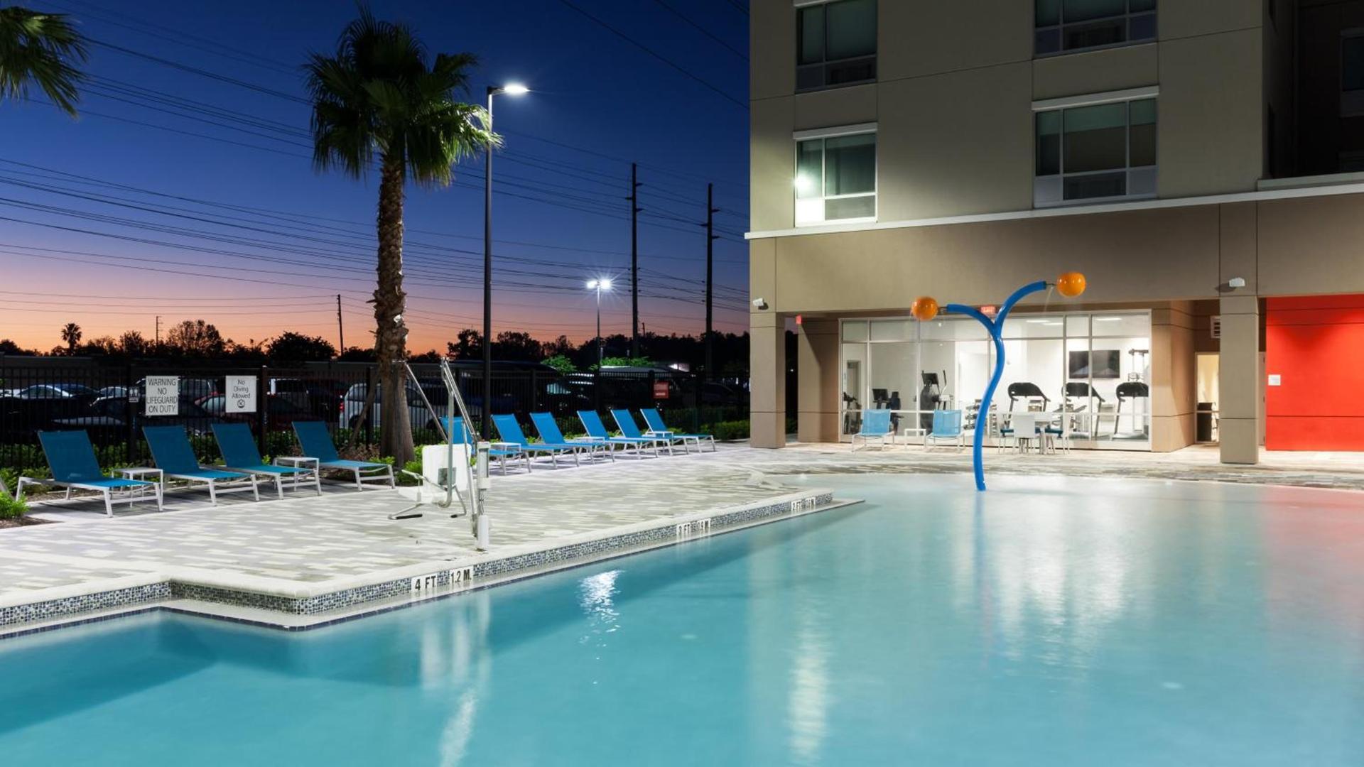 Holiday Inn Express & Suites Orlando At SeaWorld by IHG - With Free Shuttle Service to SeaWorld Parks photo 32