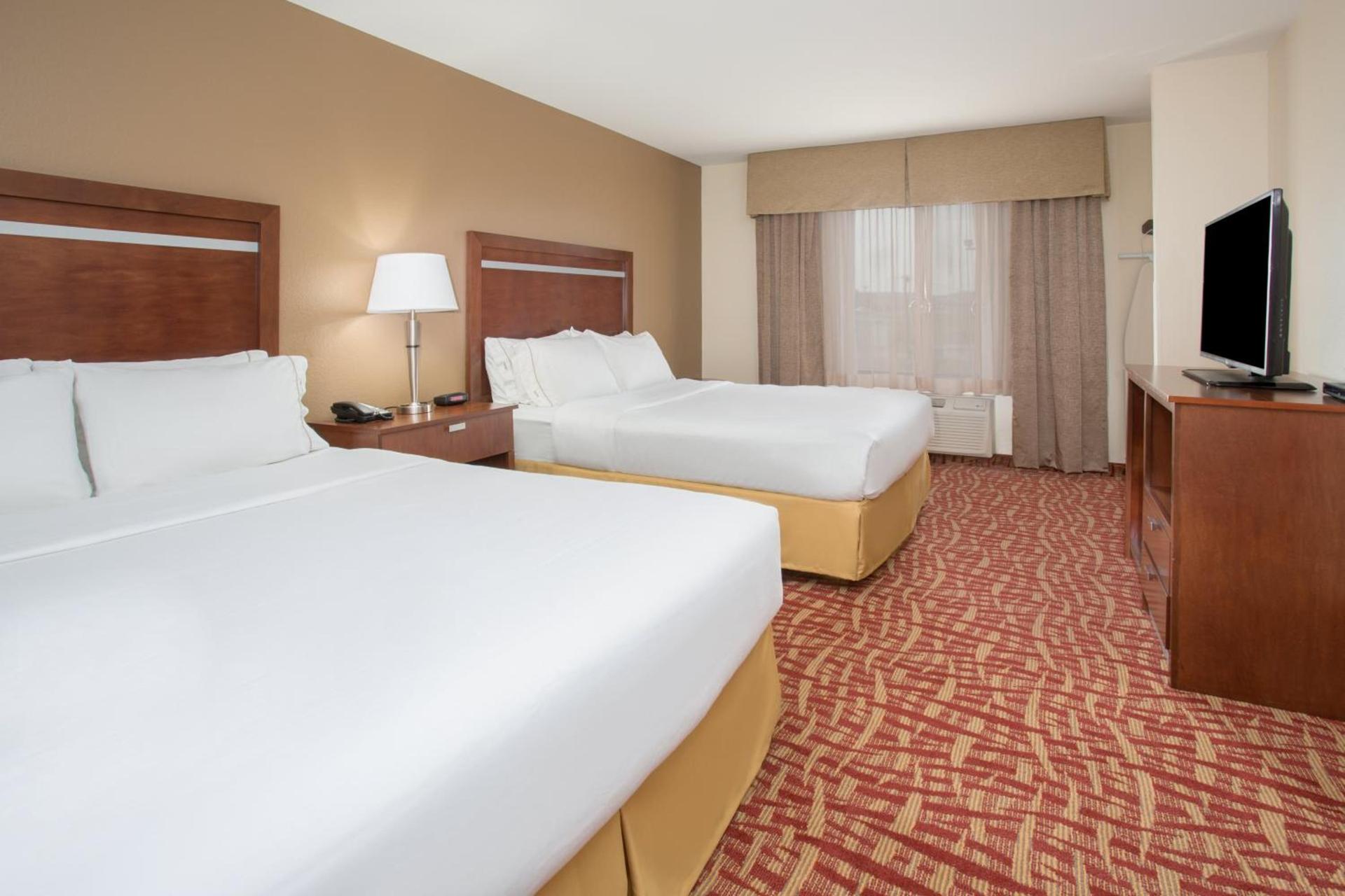 Holiday Inn Express & Suites Glendive by IHG photo 26