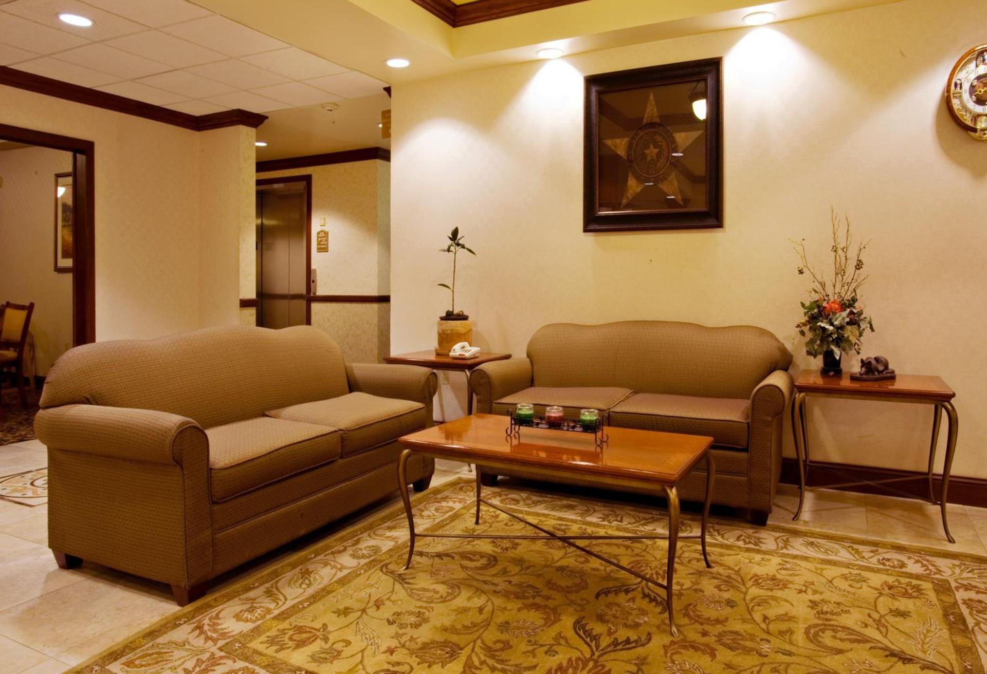 Holiday Inn Express & Suites Levelland by IHG photo 6
