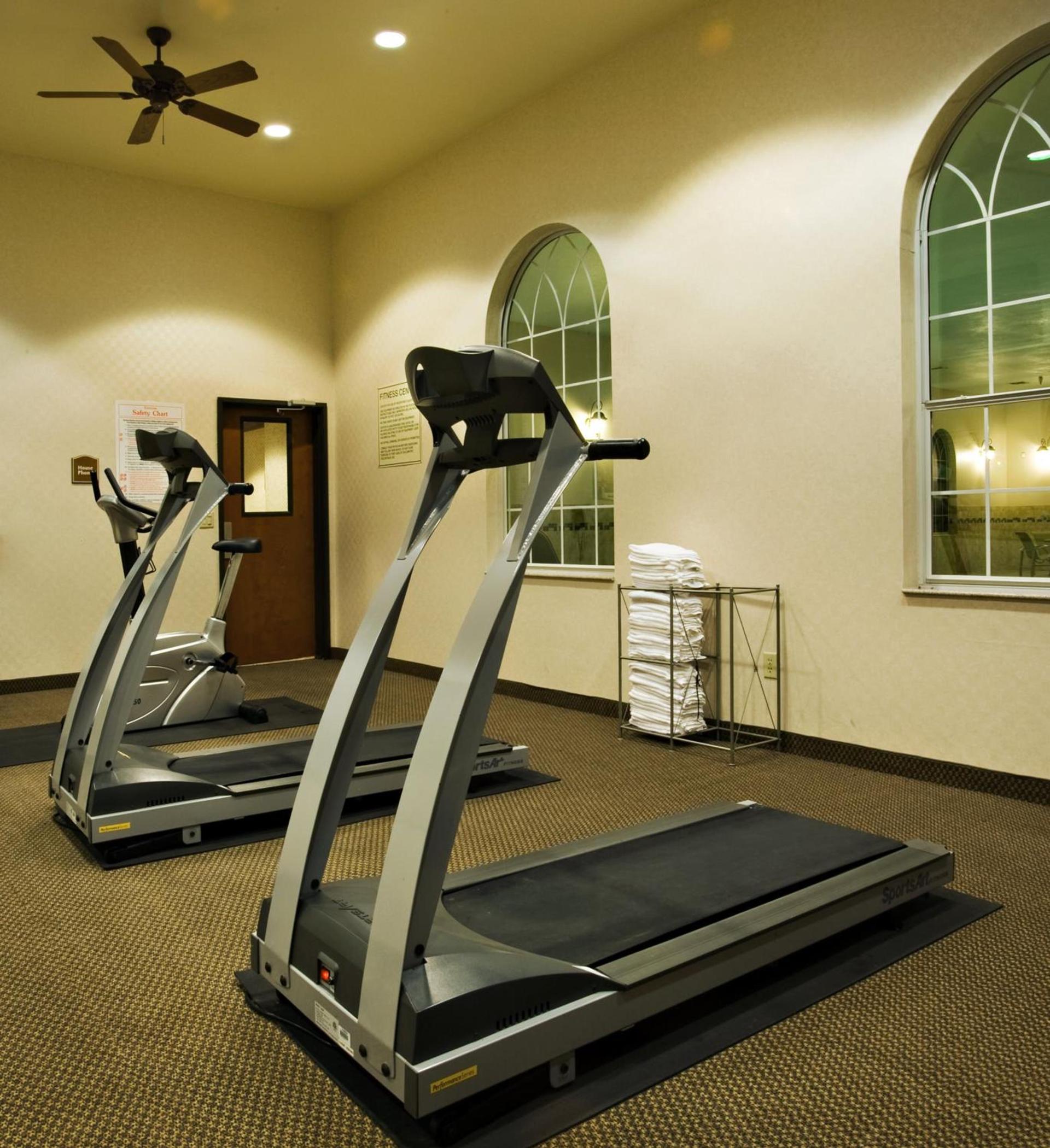 Holiday Inn Express & Suites Levelland by IHG photo 3