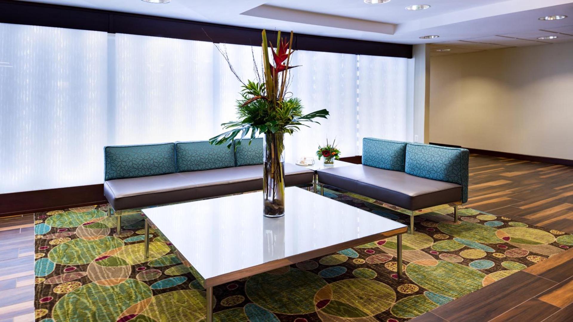 Holiday Inn Hotel & Suites Warren by IHG photo 14