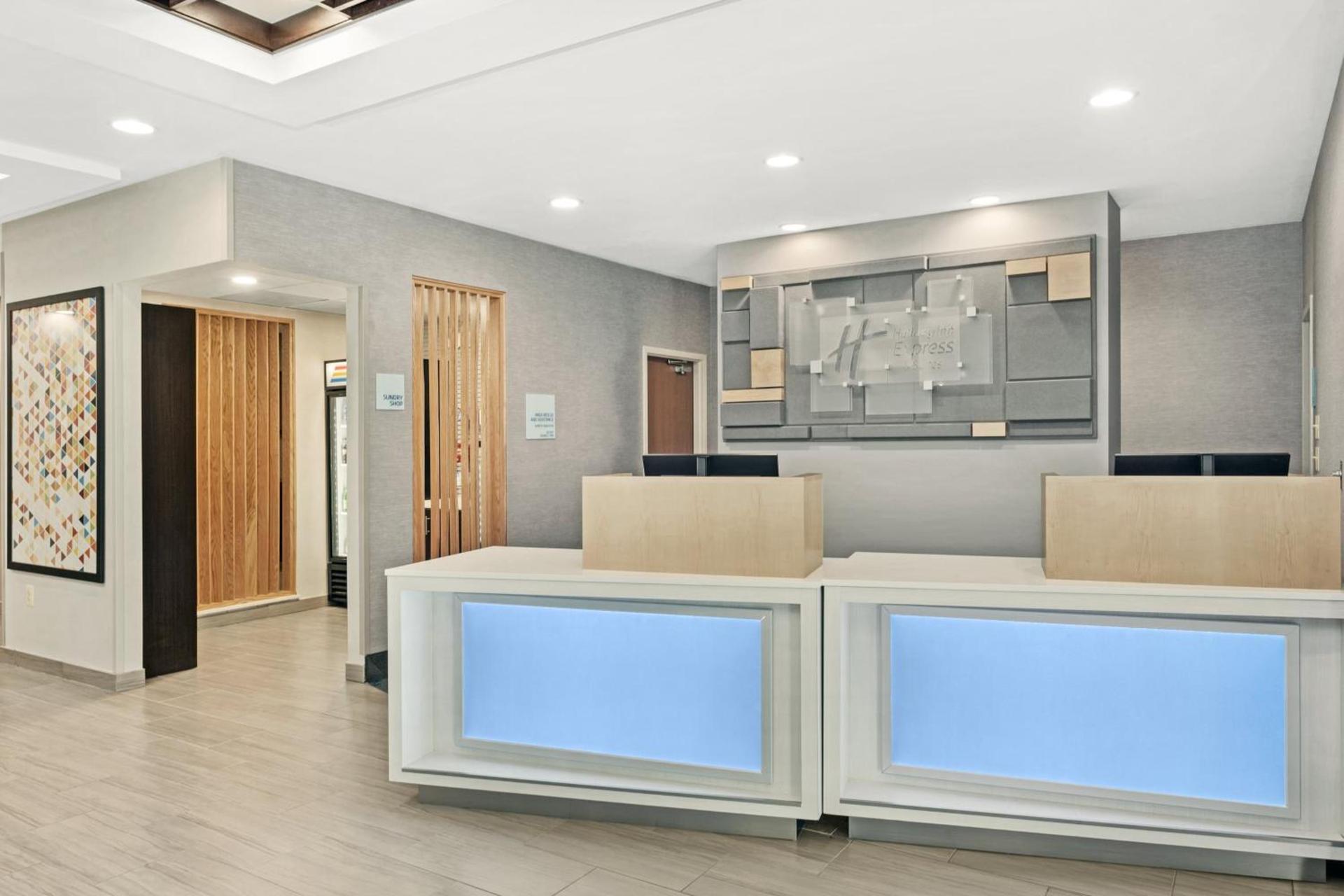 Holiday Inn Express & Suites Culpeper by IHG photo 5