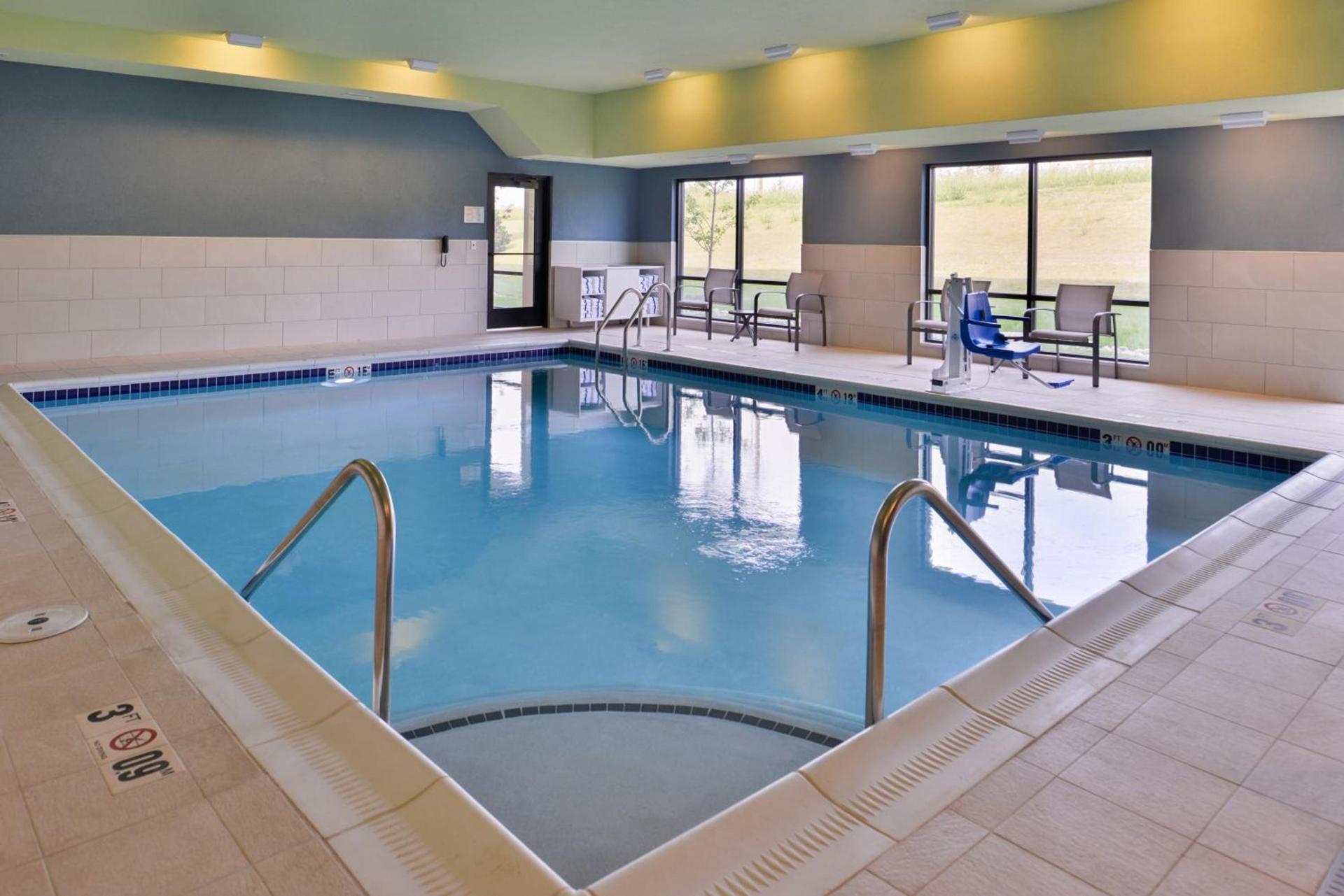 Holiday Inn Express & Suites - Olathe West by IHG photo 33