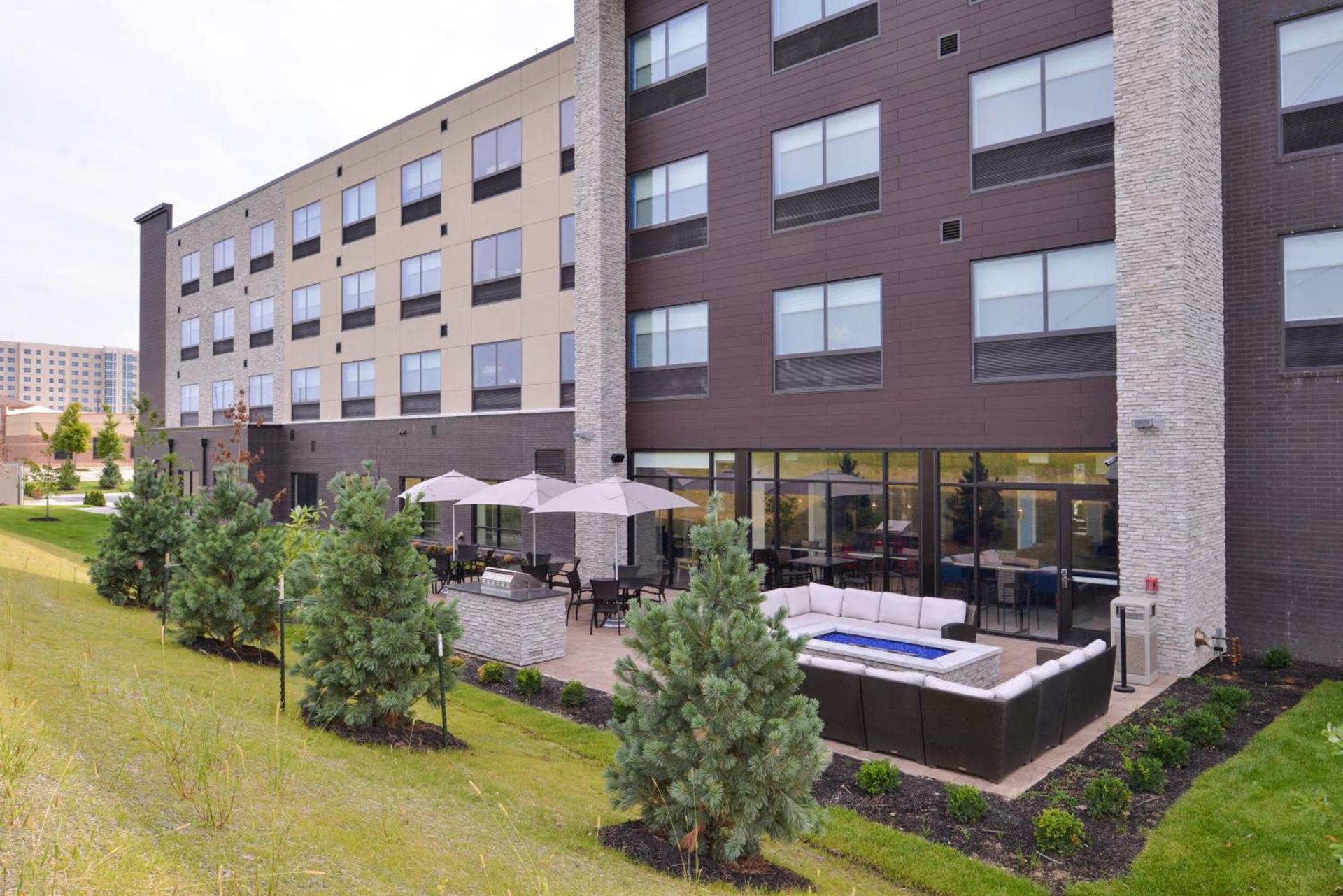 Holiday Inn Express & Suites - Olathe West by IHG photo 27