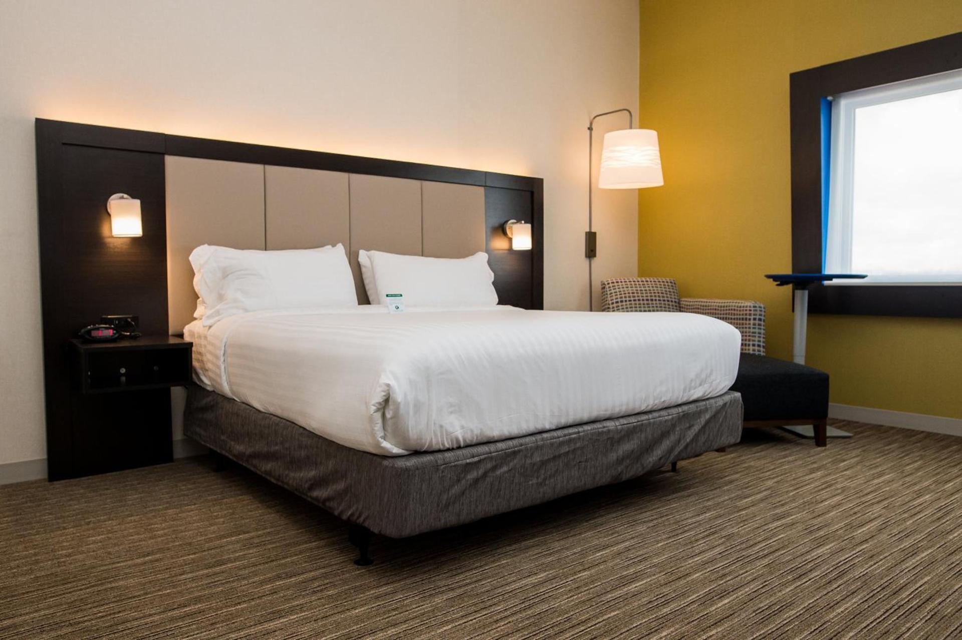 Holiday Inn Express & Suites - Marietta by IHG photo 21