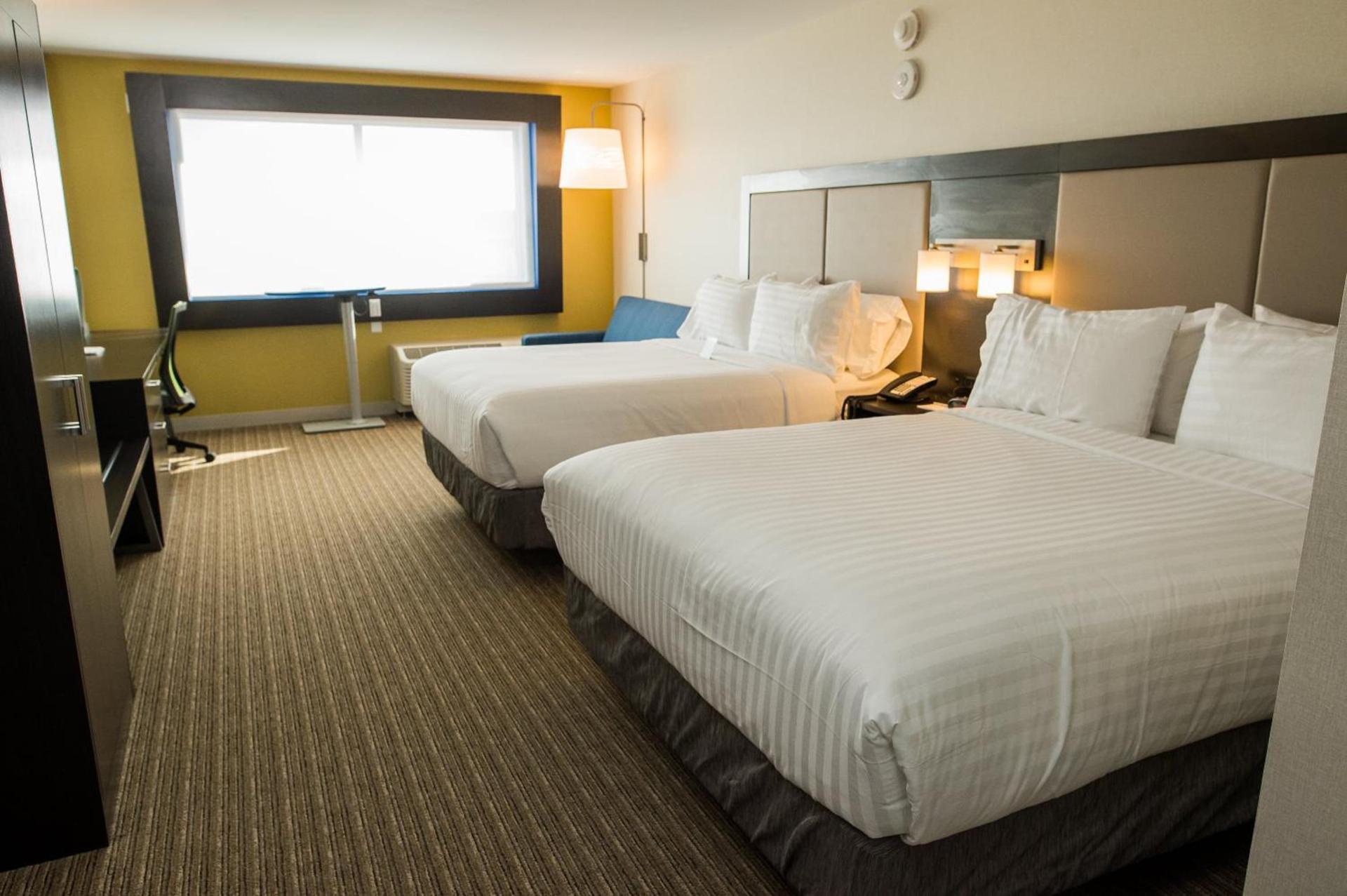 Holiday Inn Express & Suites - Marietta by IHG photo 16
